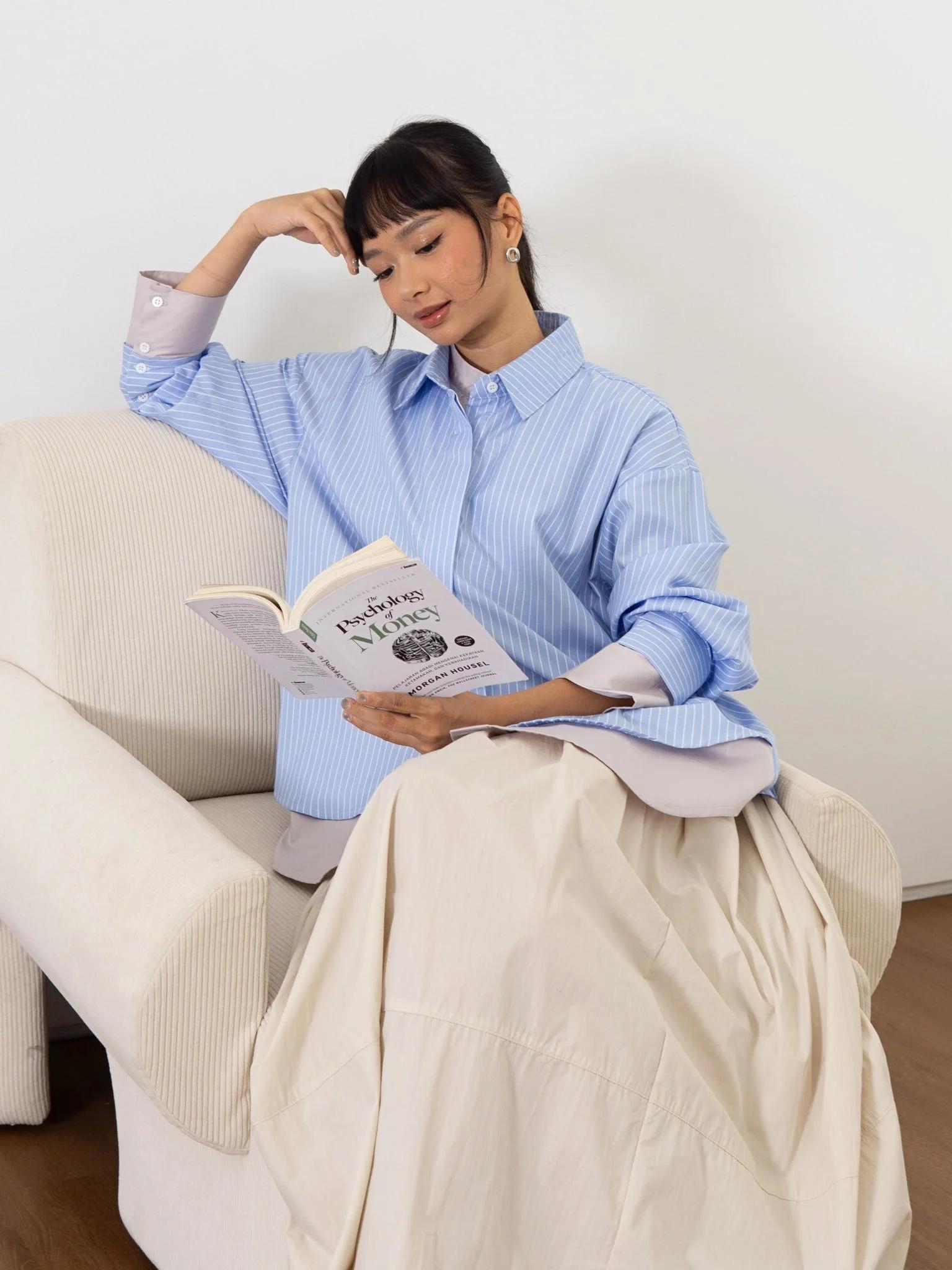 Image of VERSATILE CHIC