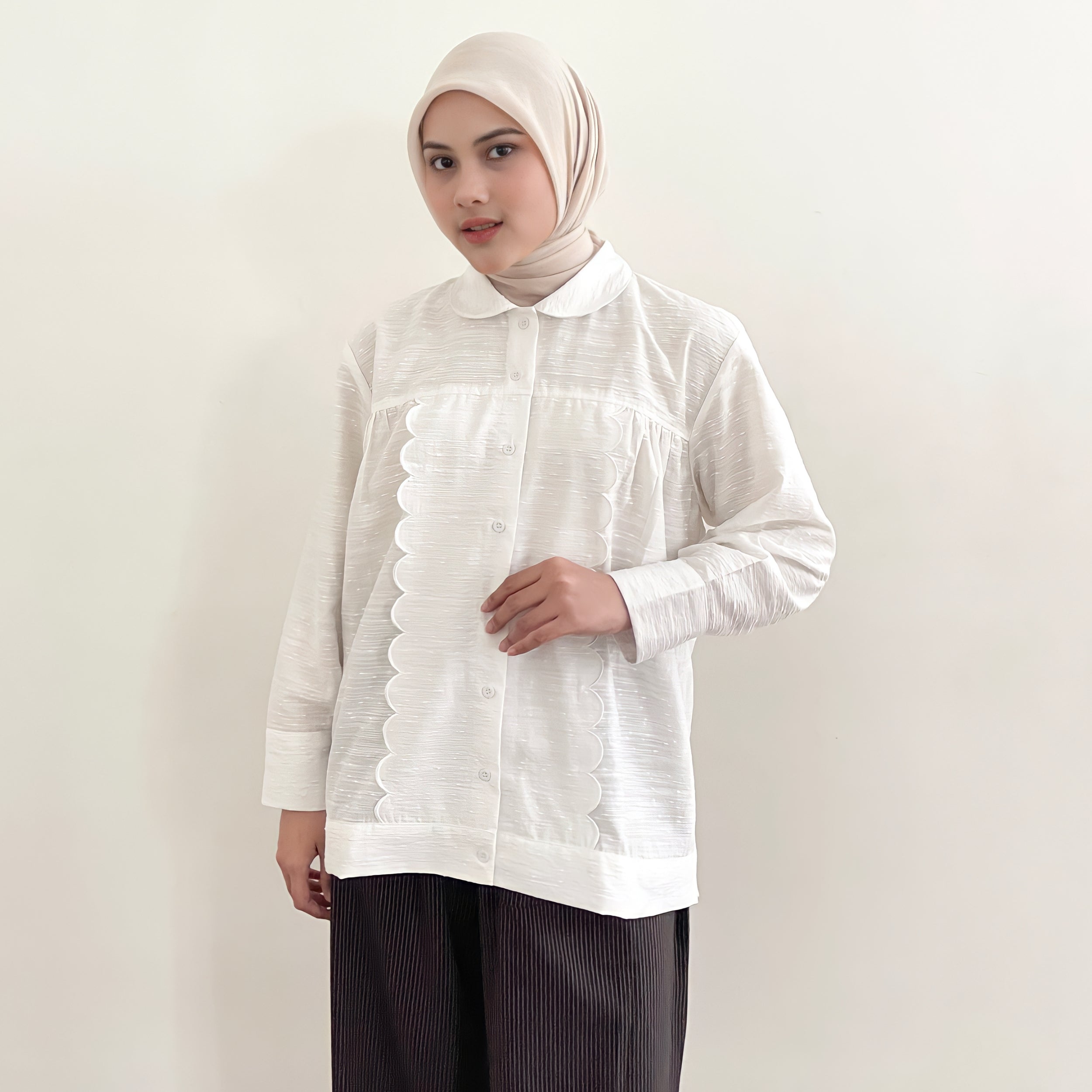 Image of Eclemix Top Luvie | Atasan Wanita Stripes Scallop Embroidery Shirt