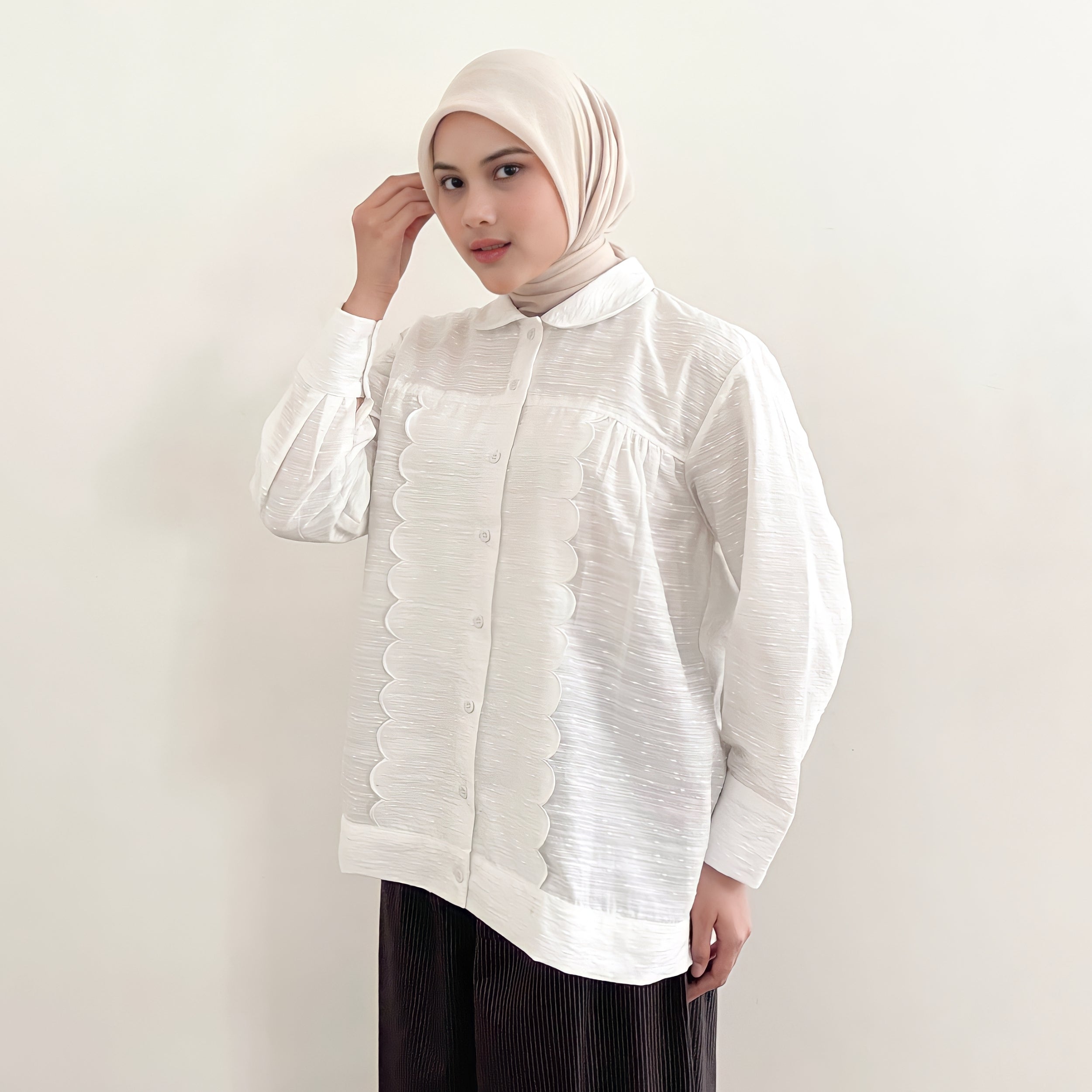 Image of Eclemix Top Luvie | Atasan Wanita Stripes Scallop Embroidery Shirt