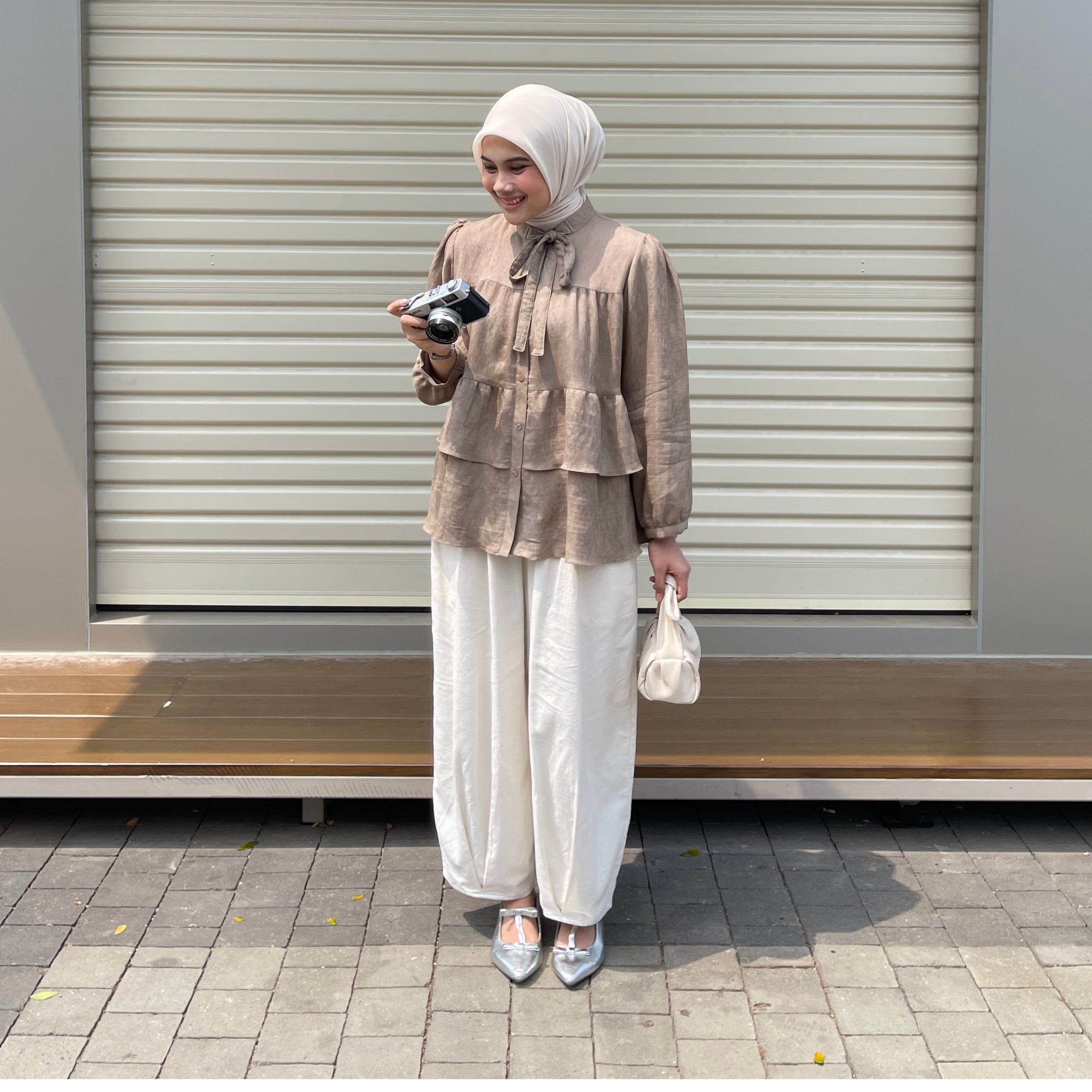 Image of Eclemix Top Vaia - Blouse Pleats Ruffle Lengan Balon Anti Kusut