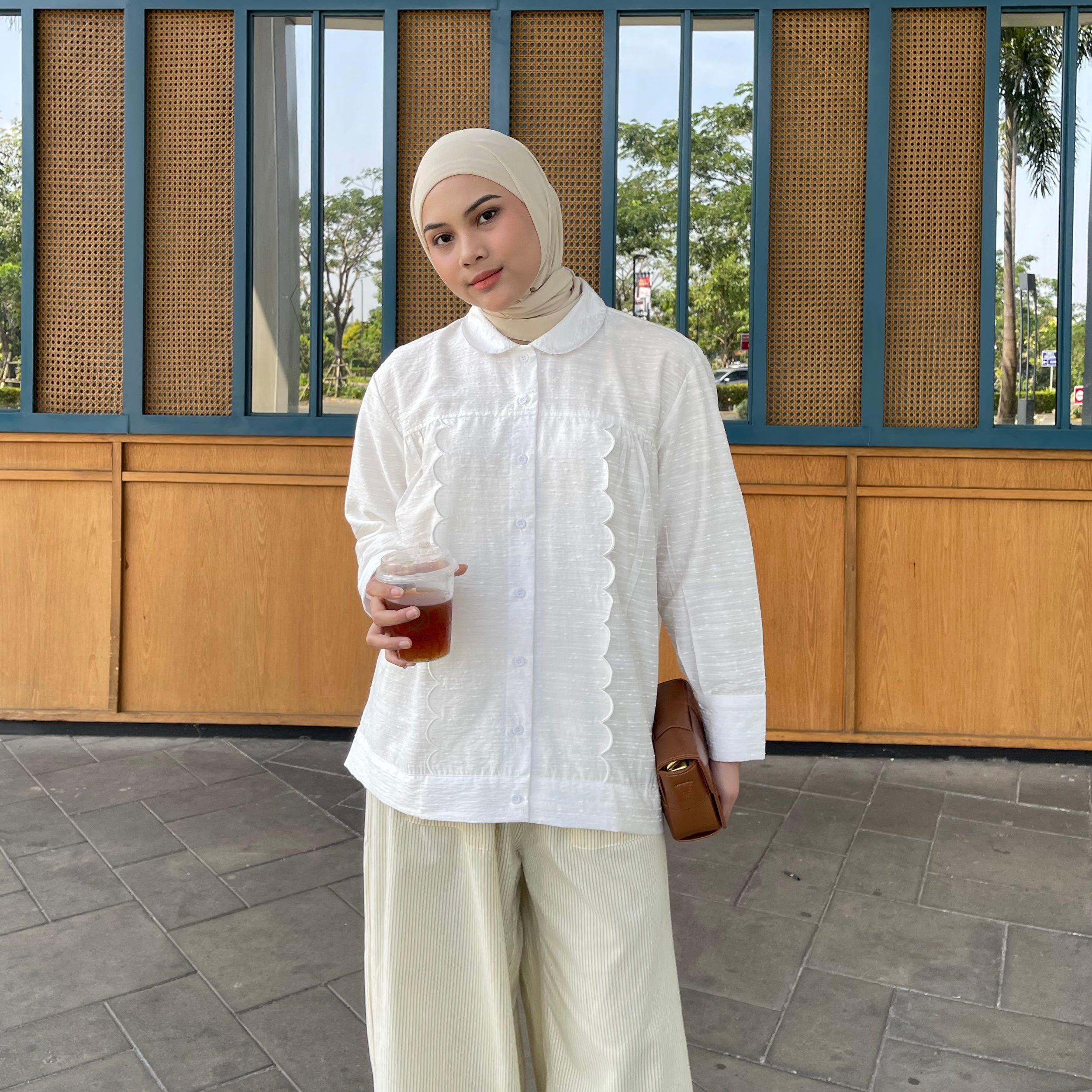 Image of Eclemix Top Luvie | Atasan Wanita Stripes Scallop Embroidery Shirt