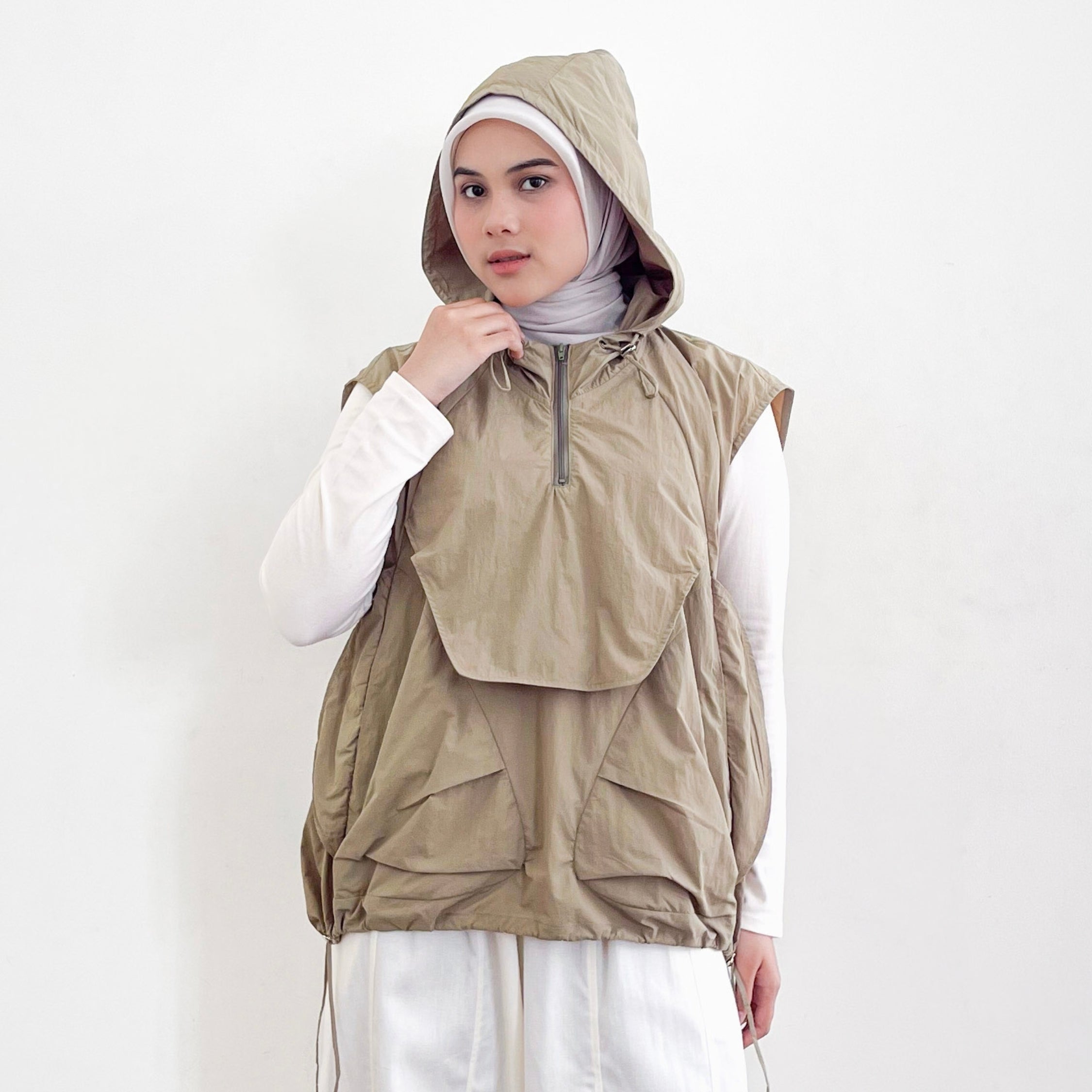 Image of Eclemix Mora Vest - Jacket Sport Wanita Tanpa Lengan