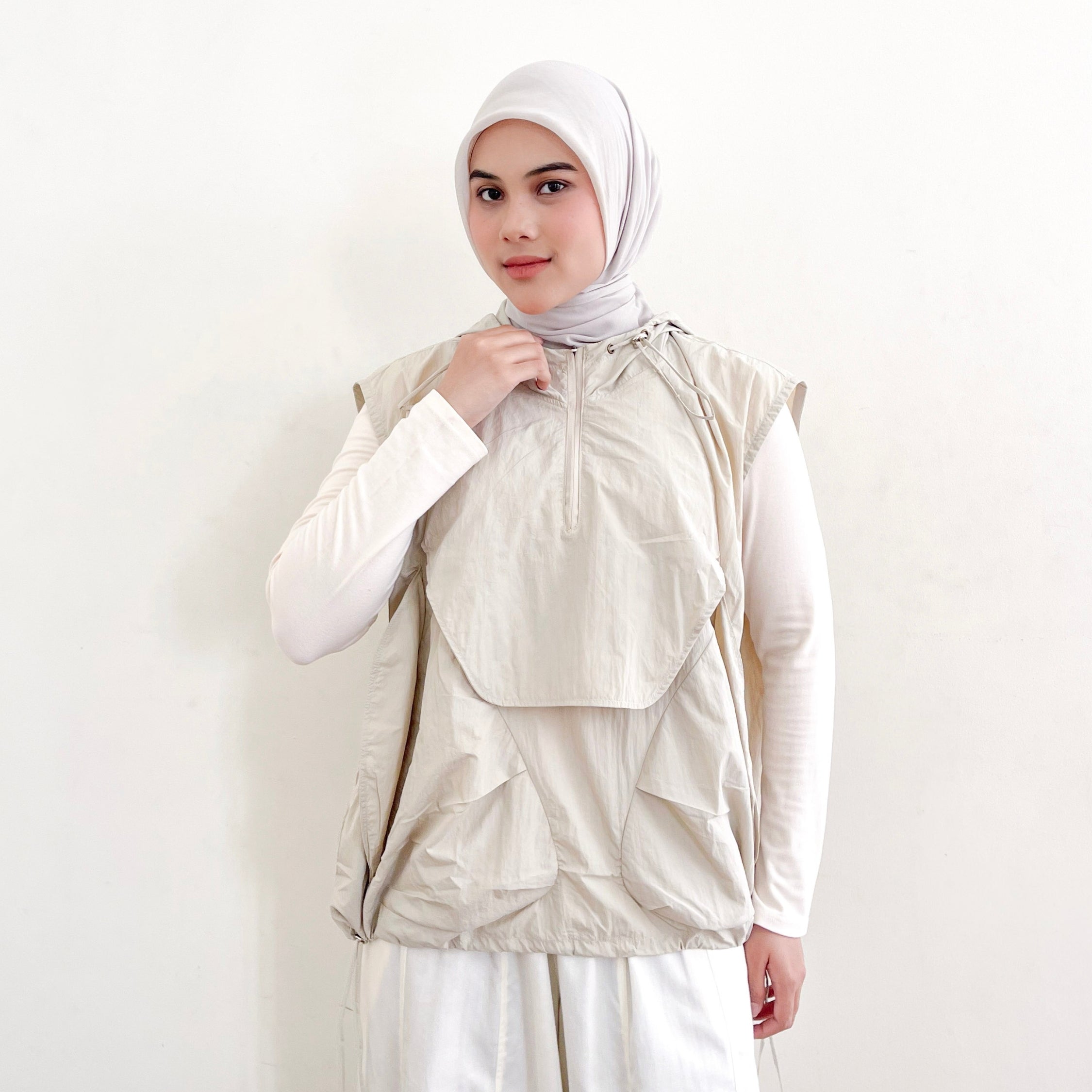 Image of Eclemix Mora Vest - Jacket Sport Wanita Tanpa Lengan