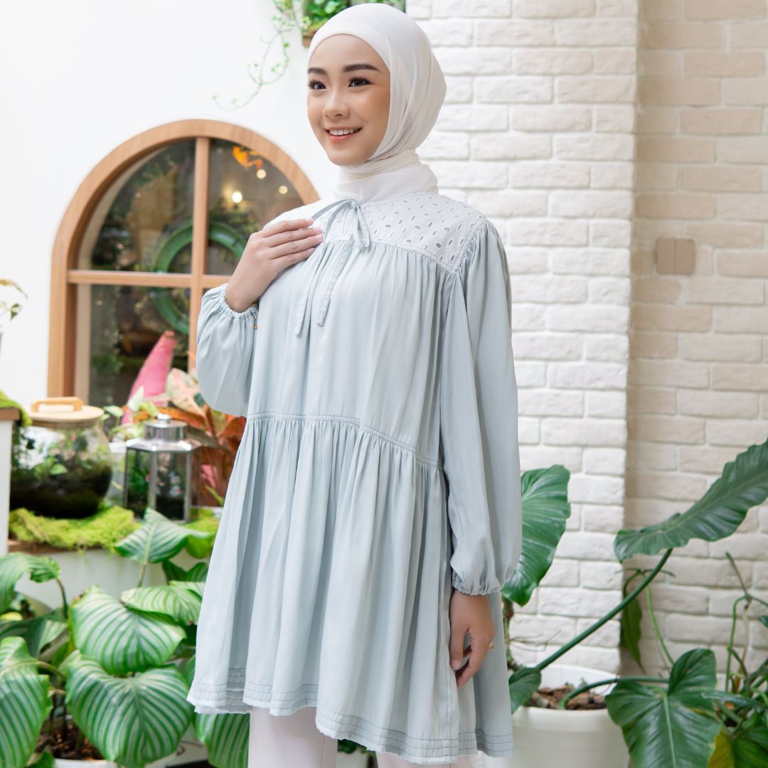 Image of Eclemix Yeji Top | Atasan Wanita Blouse Tali Mix Prada Daily