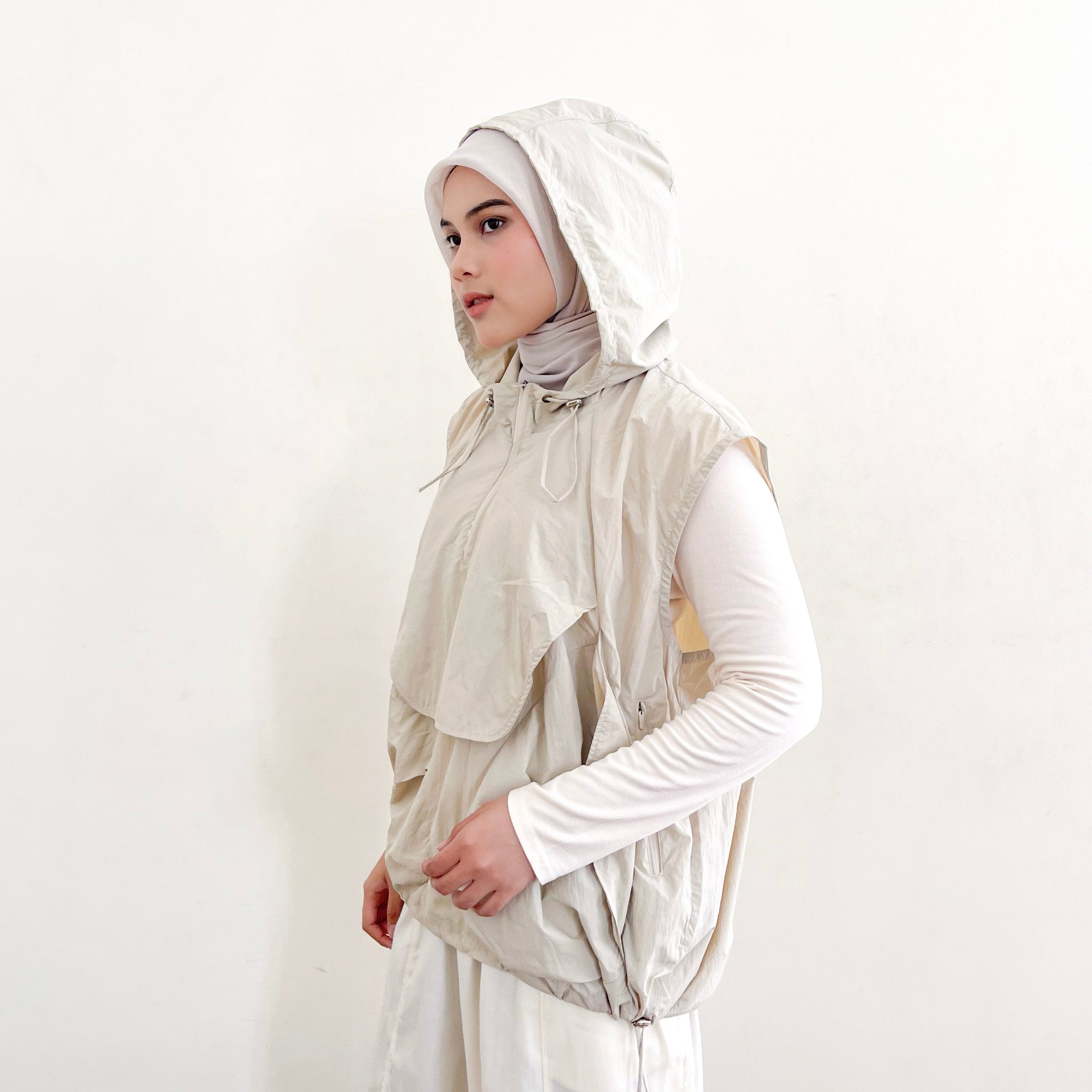 Image of Eclemix Mora Vest - Jacket Sport Wanita Tanpa Lengan