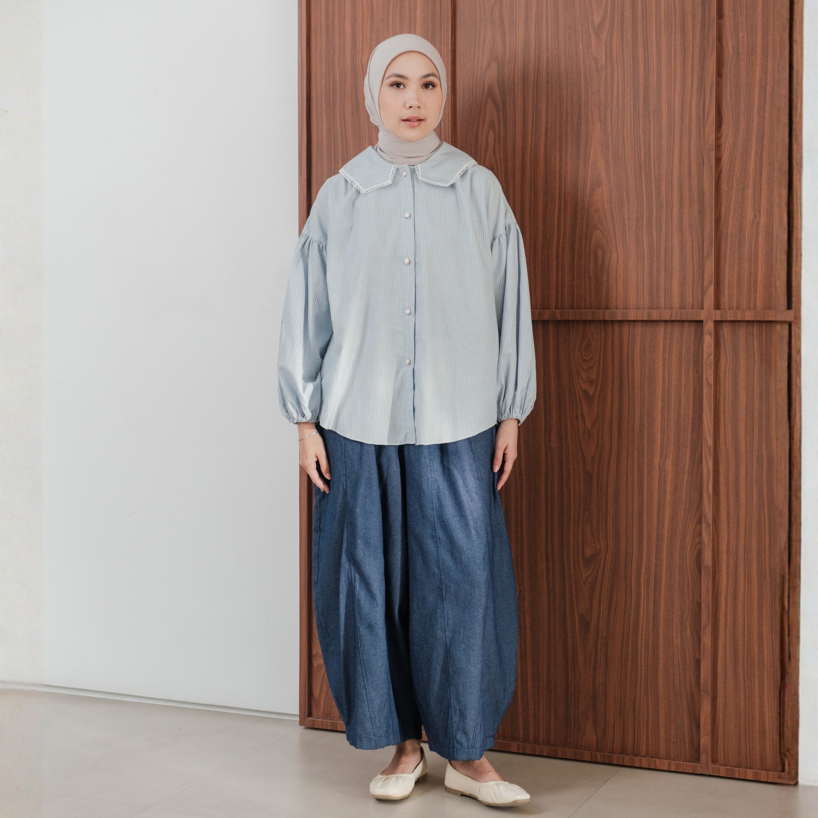 Image of Eclemix Kemeja Wanita Stripe Kerah Renda Puff Sleeve Top Aluvia