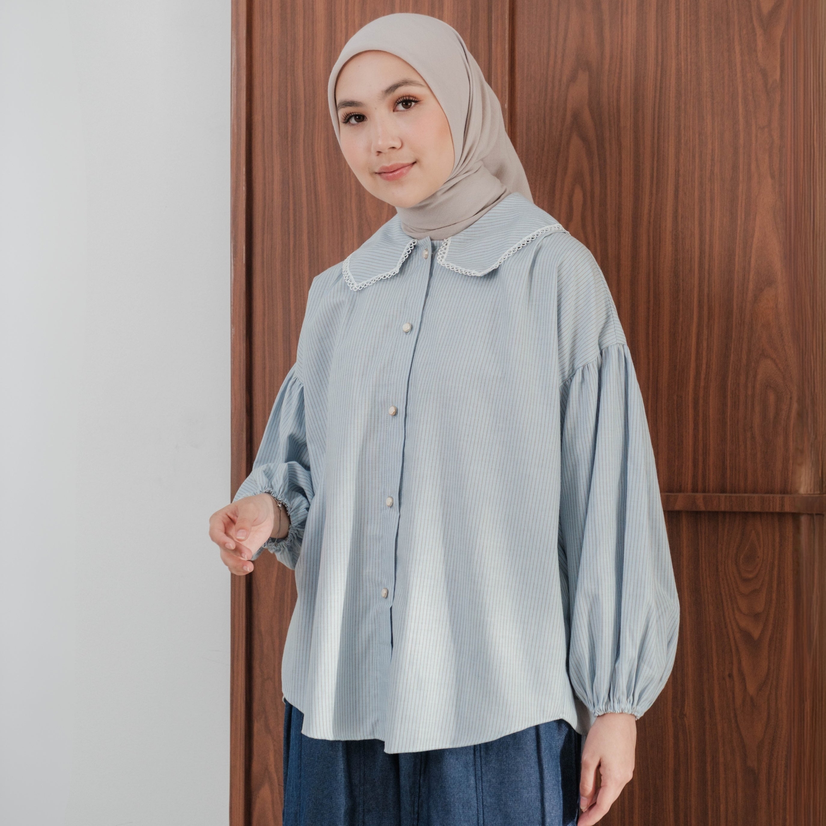 Image of Eclemix Kemeja Wanita Stripe Kerah Renda Puff Sleeve Top Aluvia