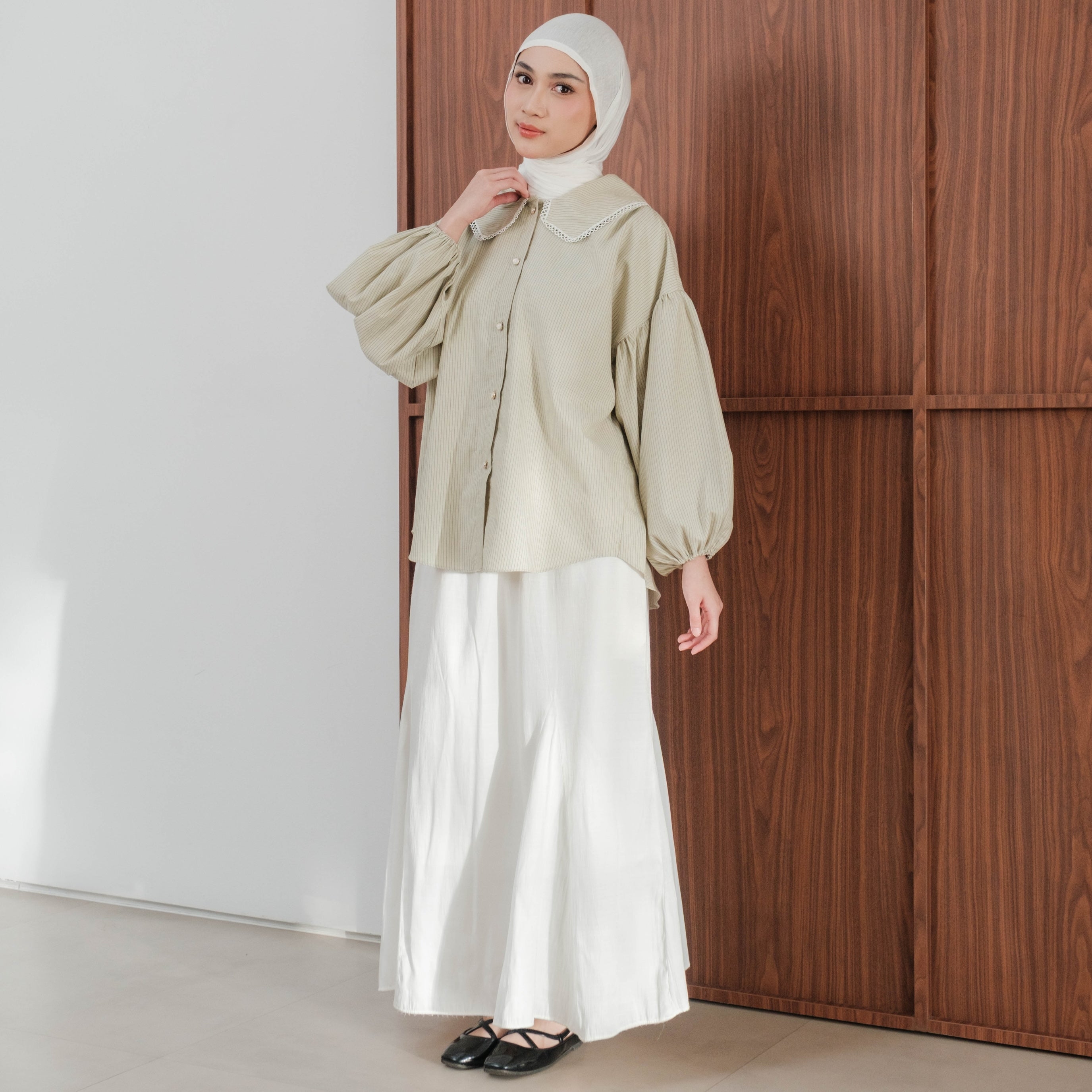 Image of Eclemix Kemeja Wanita Stripe Kerah Renda Puff Sleeve Top Aluvia