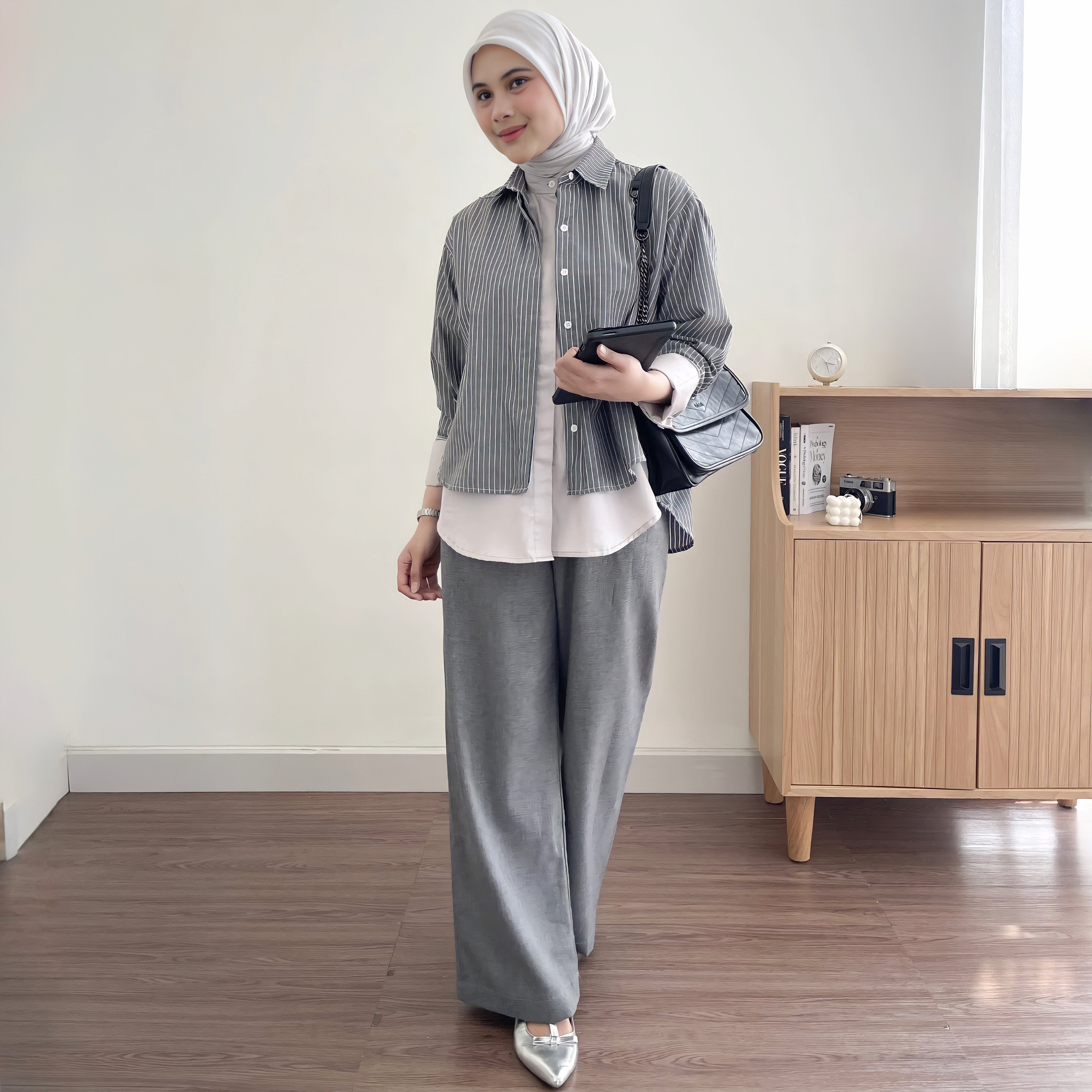 Image of Eclemix Top Ananta | Kemeja Wanita Oversized Twotone Layer Stripes