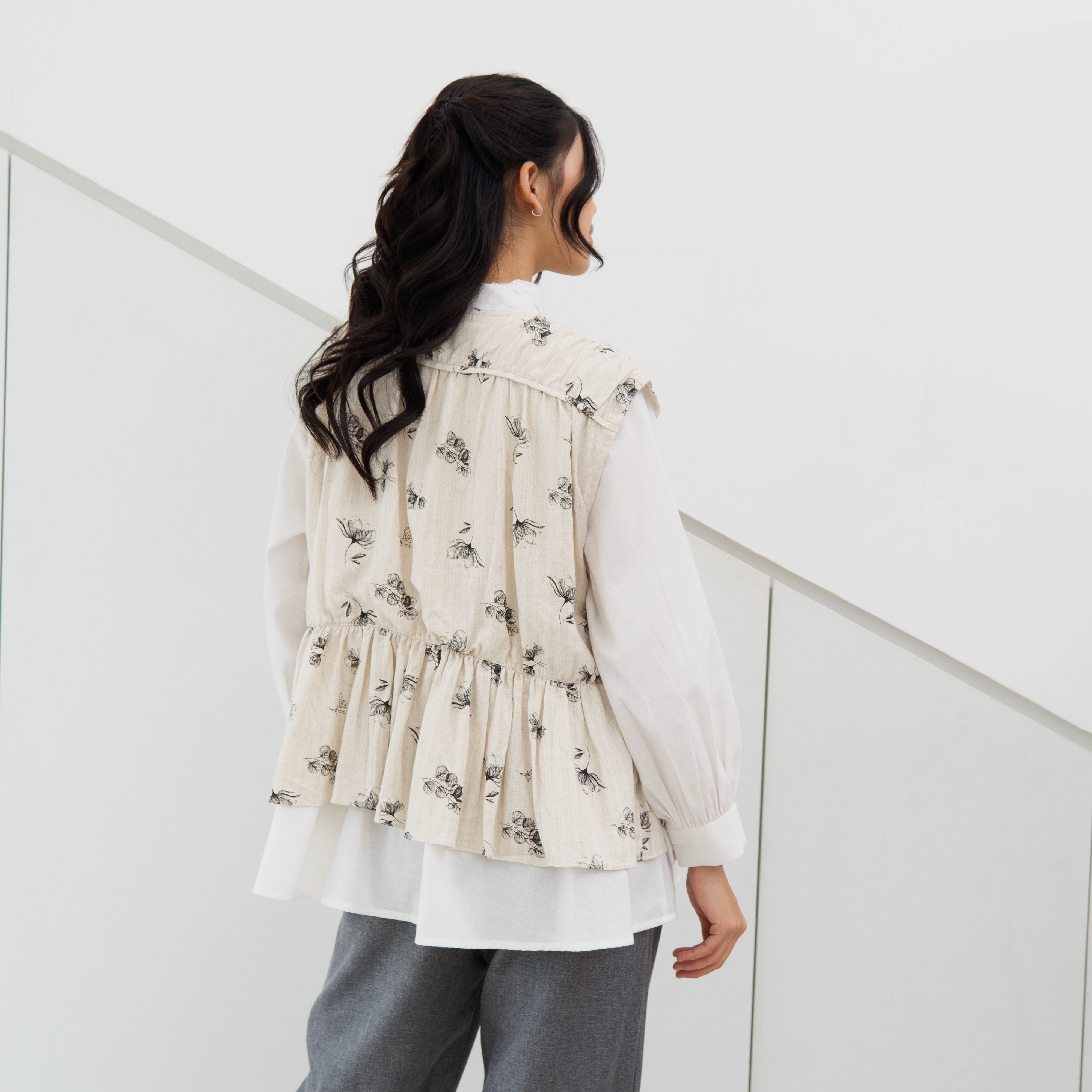 Image of Eclemix Outer Terata | Vest Serut Motif Flower | Outer Tanpa Lengan