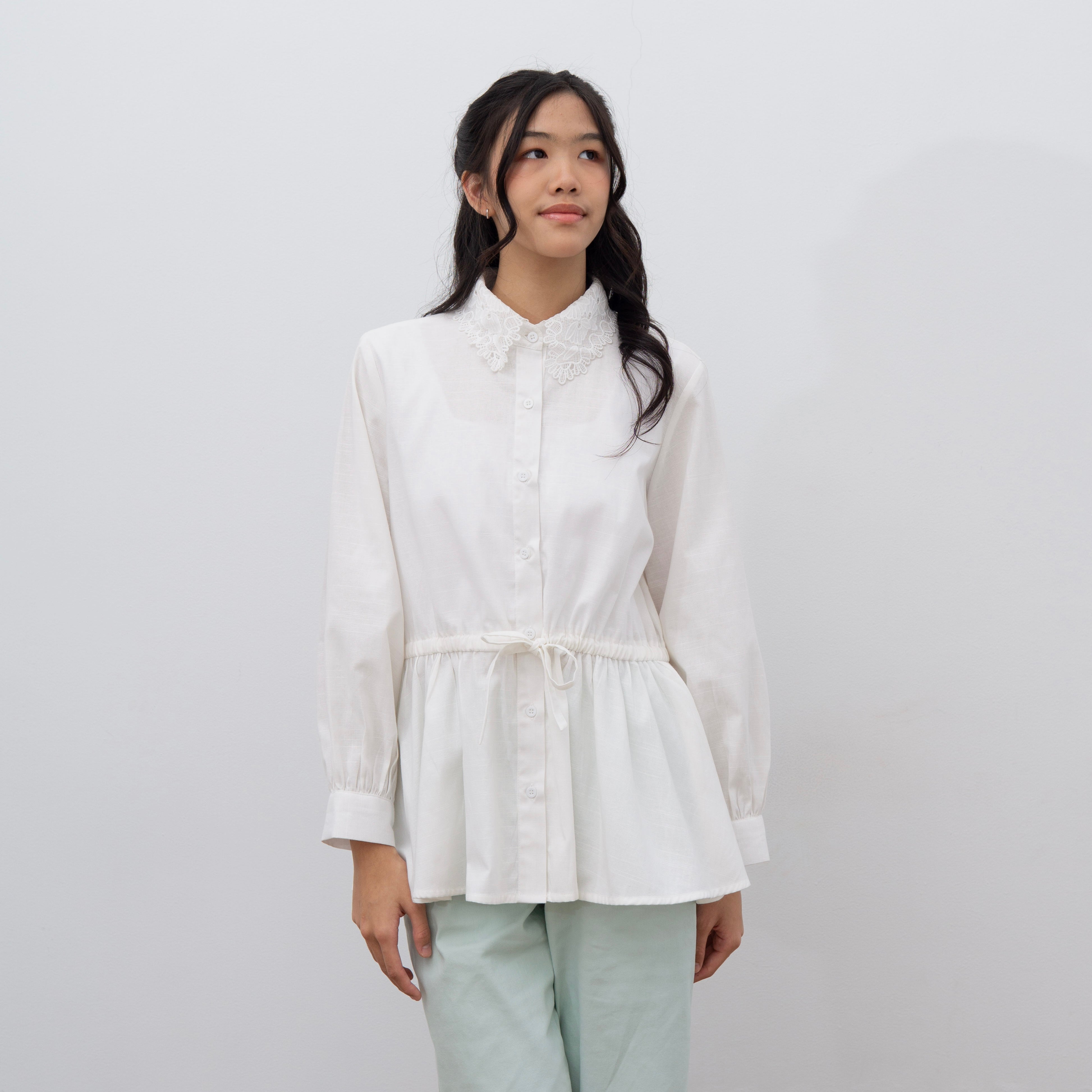 Image of Eclemix Top Pure | Atasan Wanita Blouse Lengan Panjang Kerah Renda Bunga Vintage Korean Style