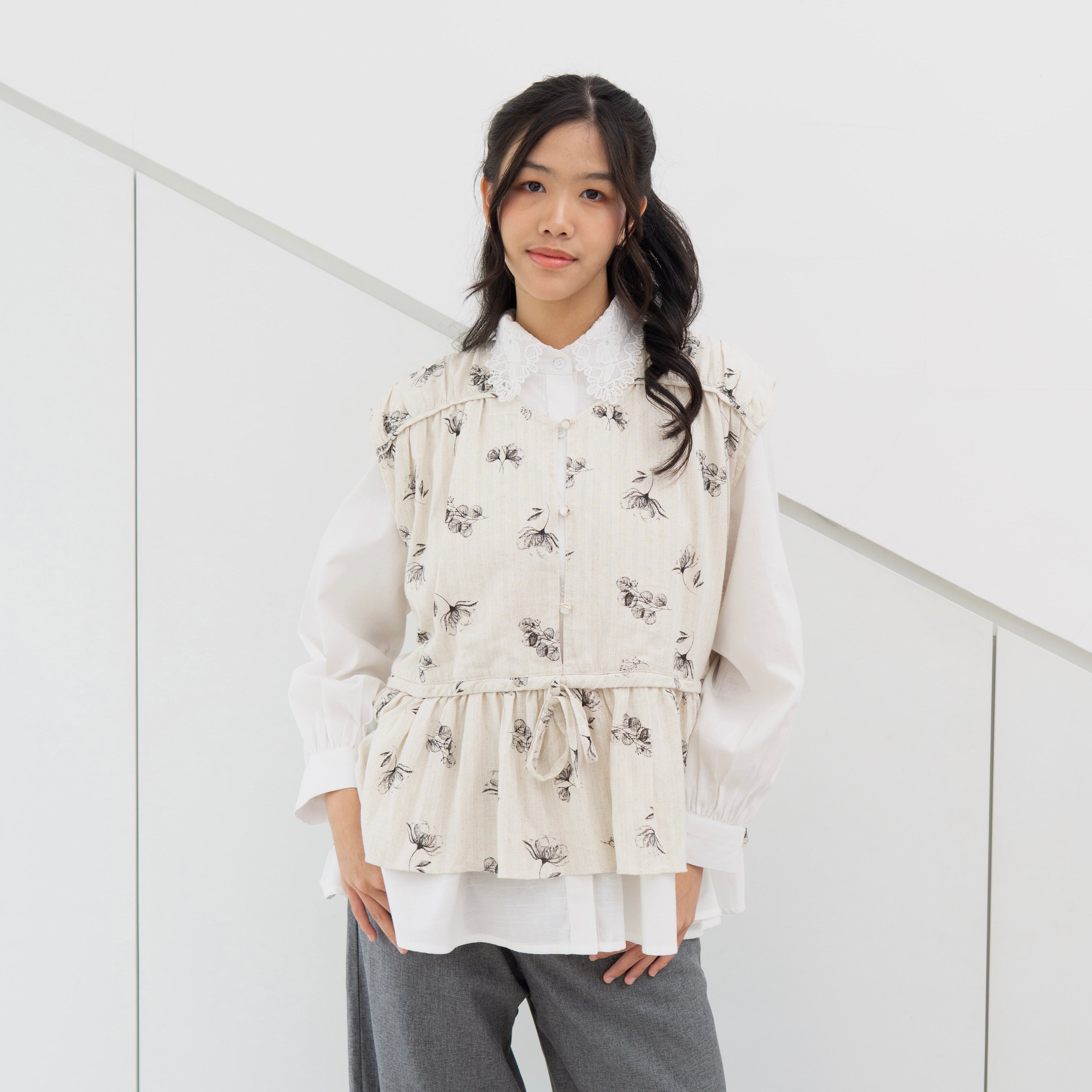 Image of Eclemix Outer Terata | Vest Serut Motif Flower | Outer Tanpa Lengan