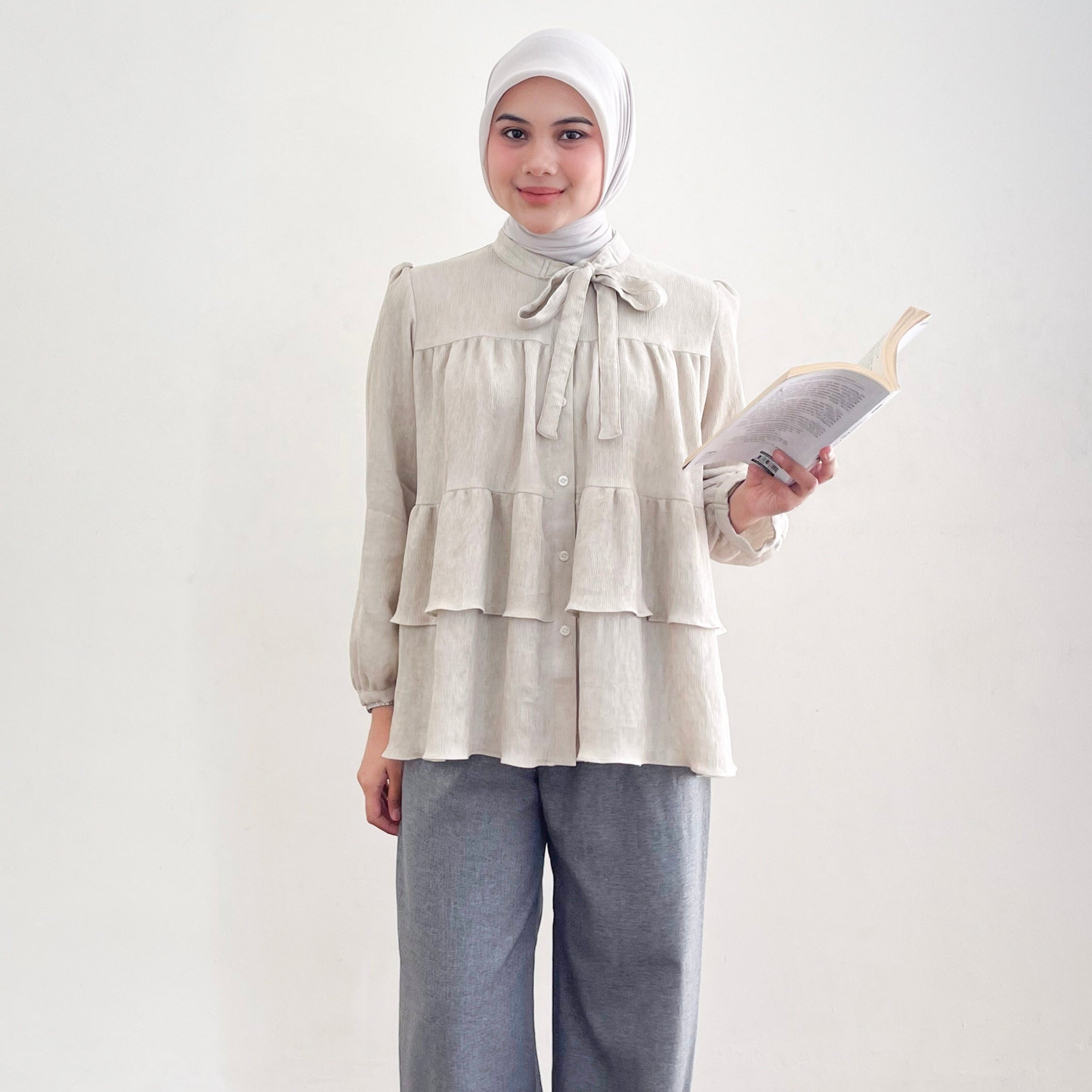 Image of Eclemix Top Vaia - Blouse Pleats Ruffle Lengan Balon Anti Kusut