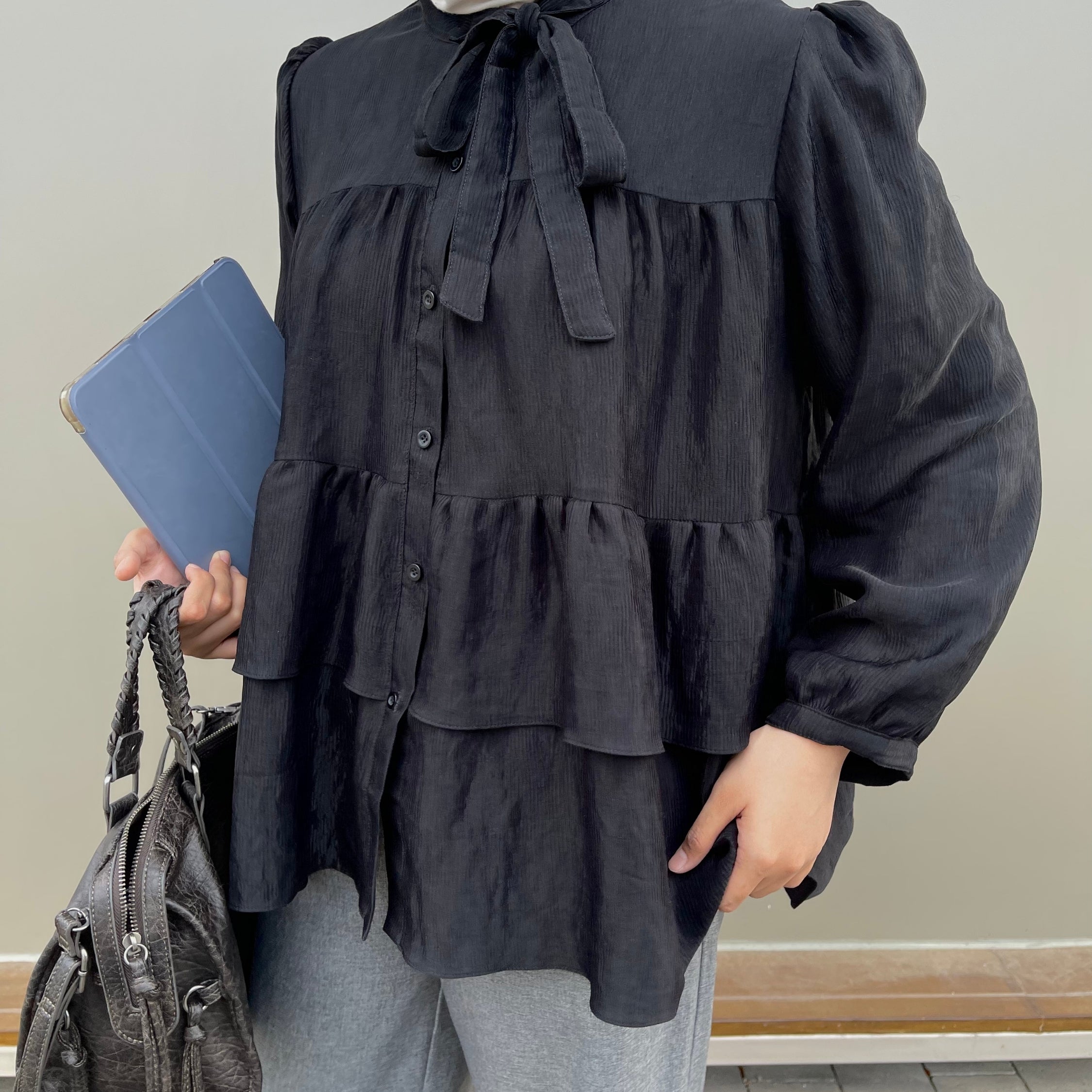 Image of Eclemix Top Vaia - Blouse Pleats Ruffle Lengan Balon Anti Kusut