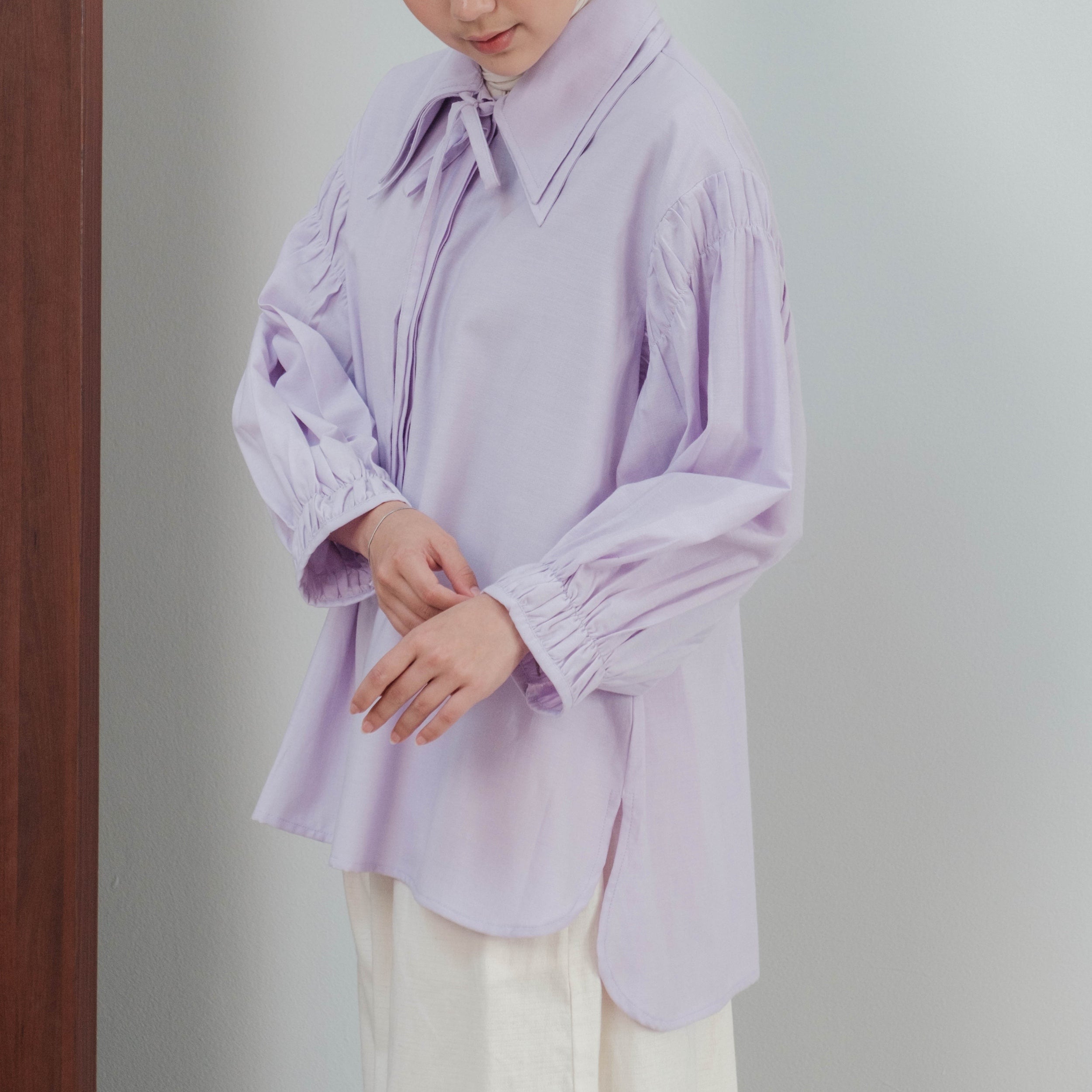 Image of Eclemix Atasan Wanita Casual Loose Fit Puff Sleeve Top Jiyo