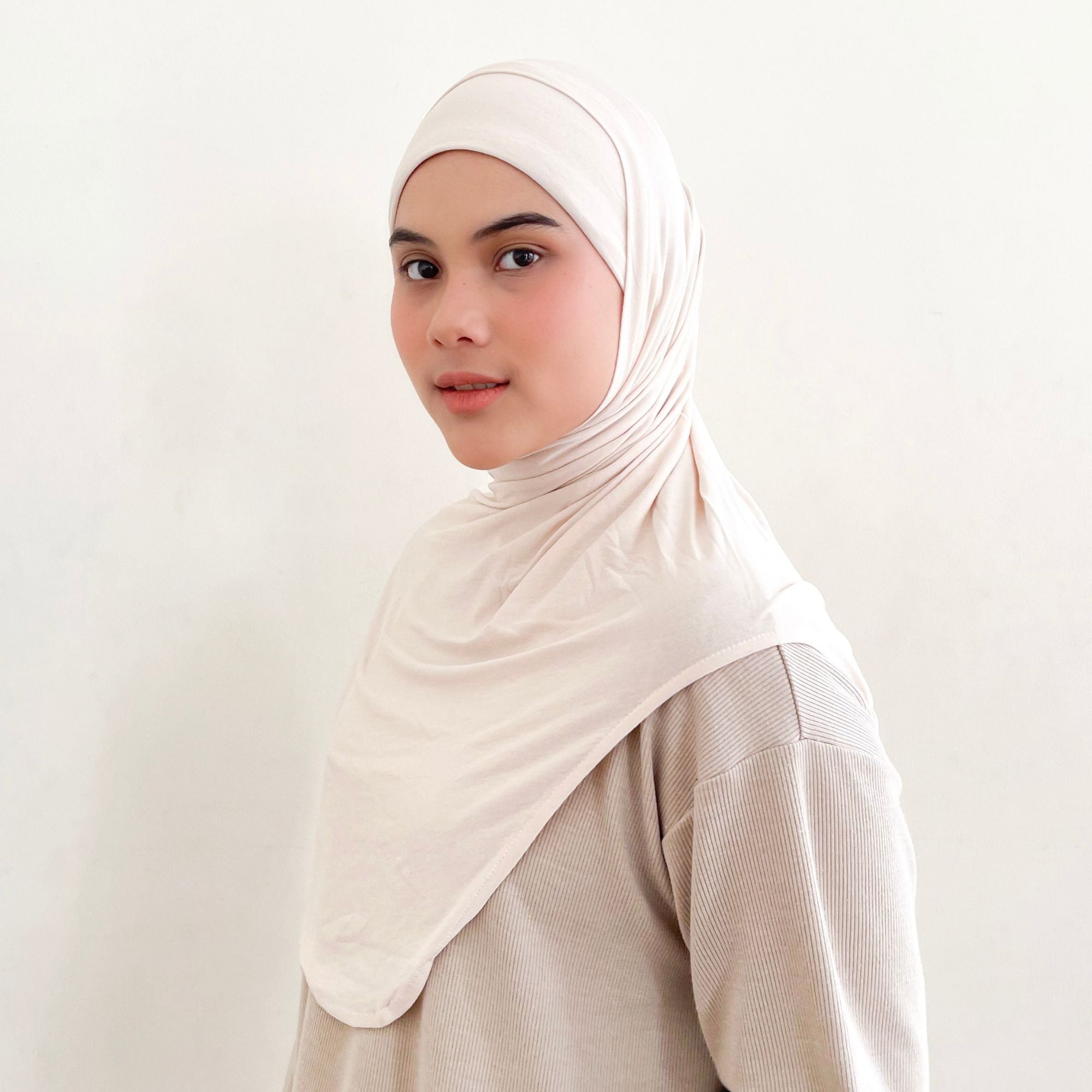 Image of Eclemix - Ruica Hijab Instant Sport Bergo Tencel | Jilbab Sport