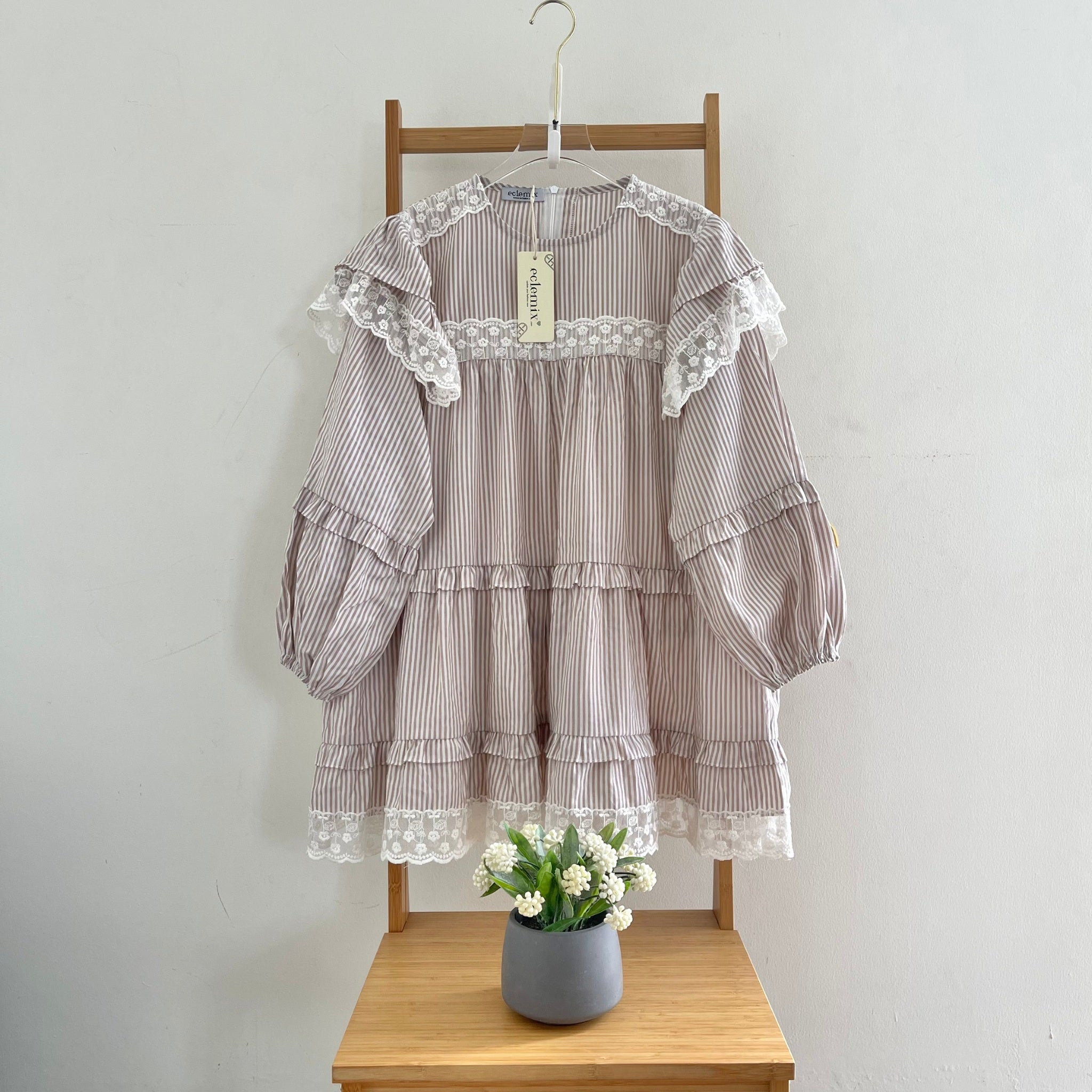 Image of Eclemix Top Nayona | Atasan Wanita Blouse Motif Stripes Renda Daily