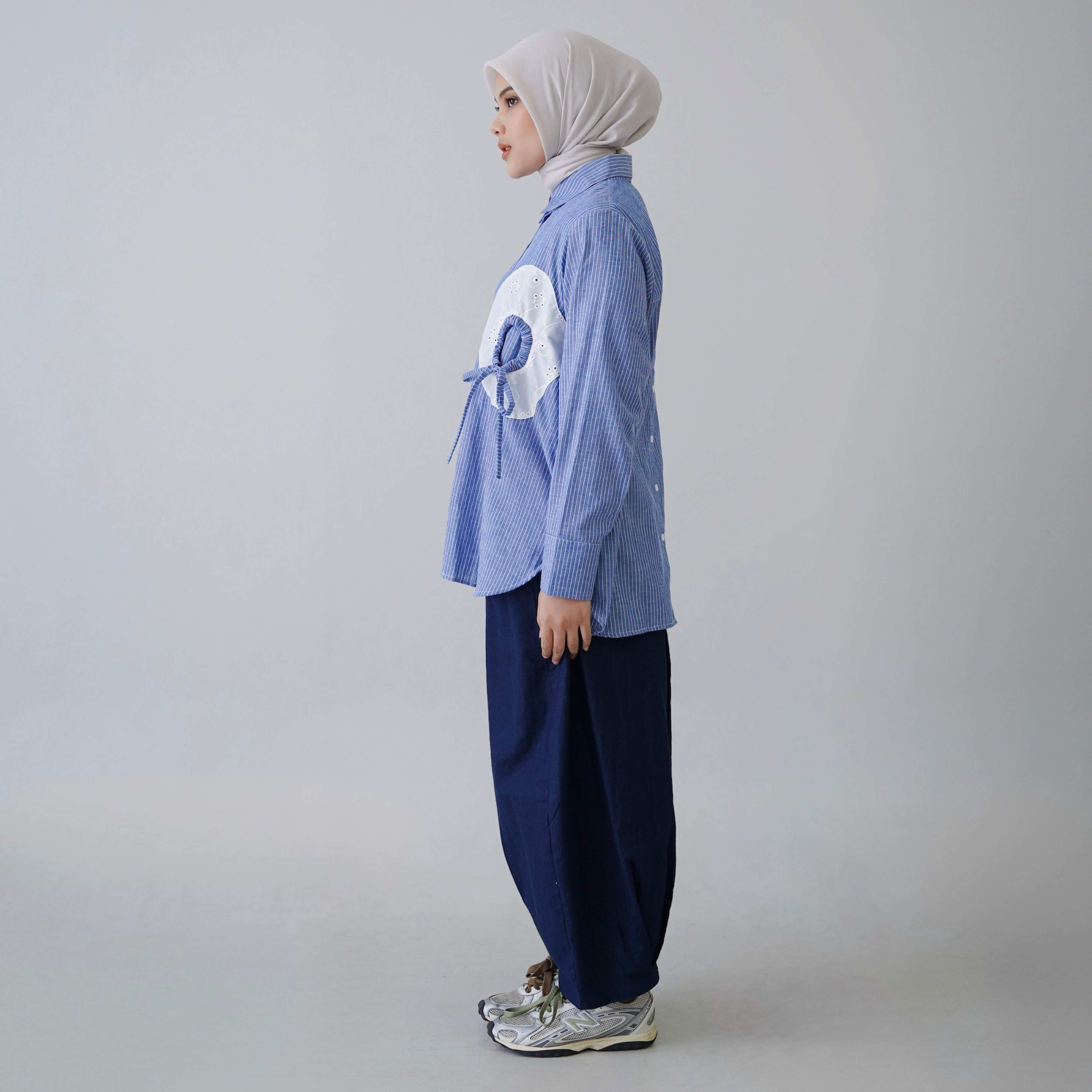 Image of Eclemix Top Orio atasan kemeja kerja stripes motif stripes patch