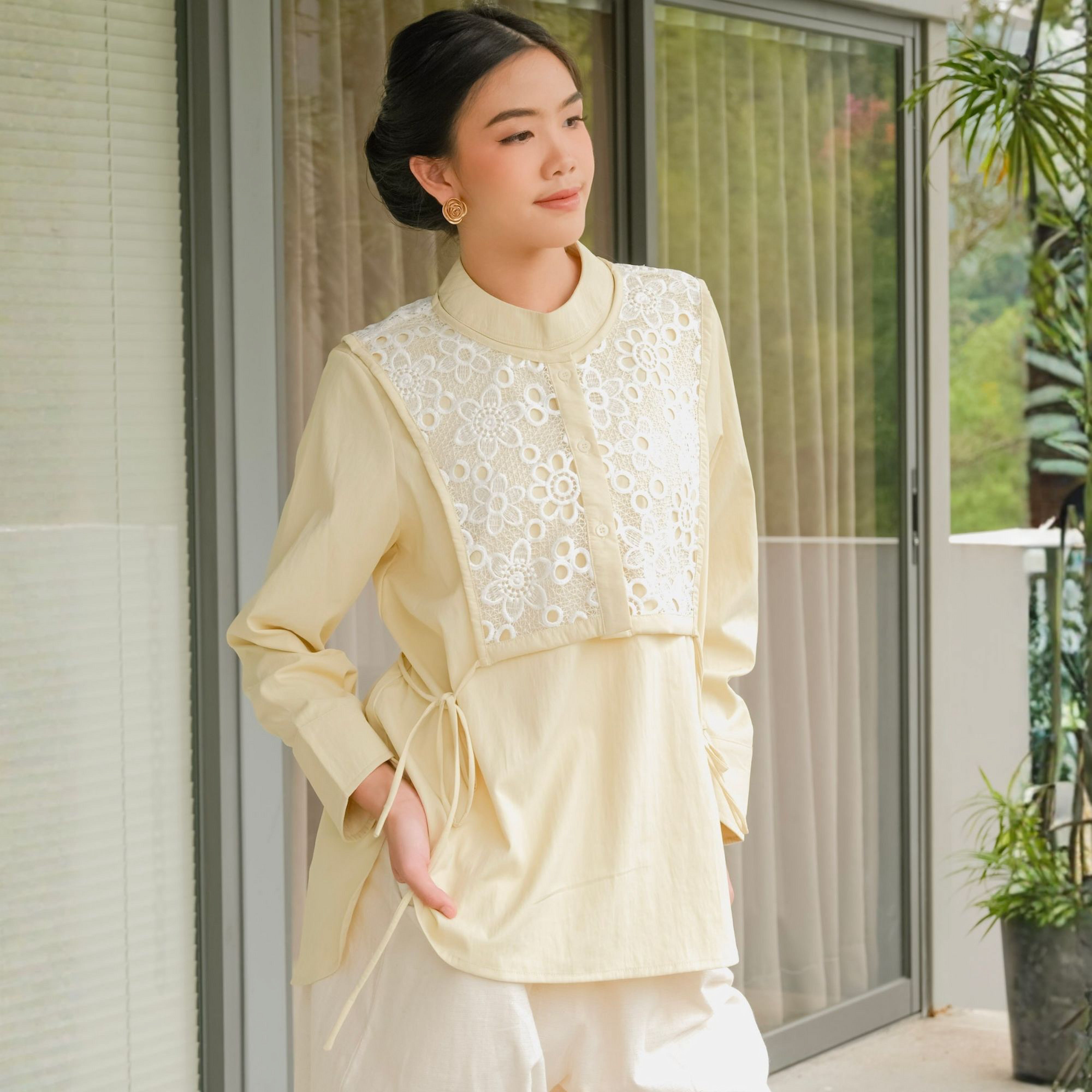 Image of Eclemix Blouse Wanita Lace | Top Semie | Atasan Elegant