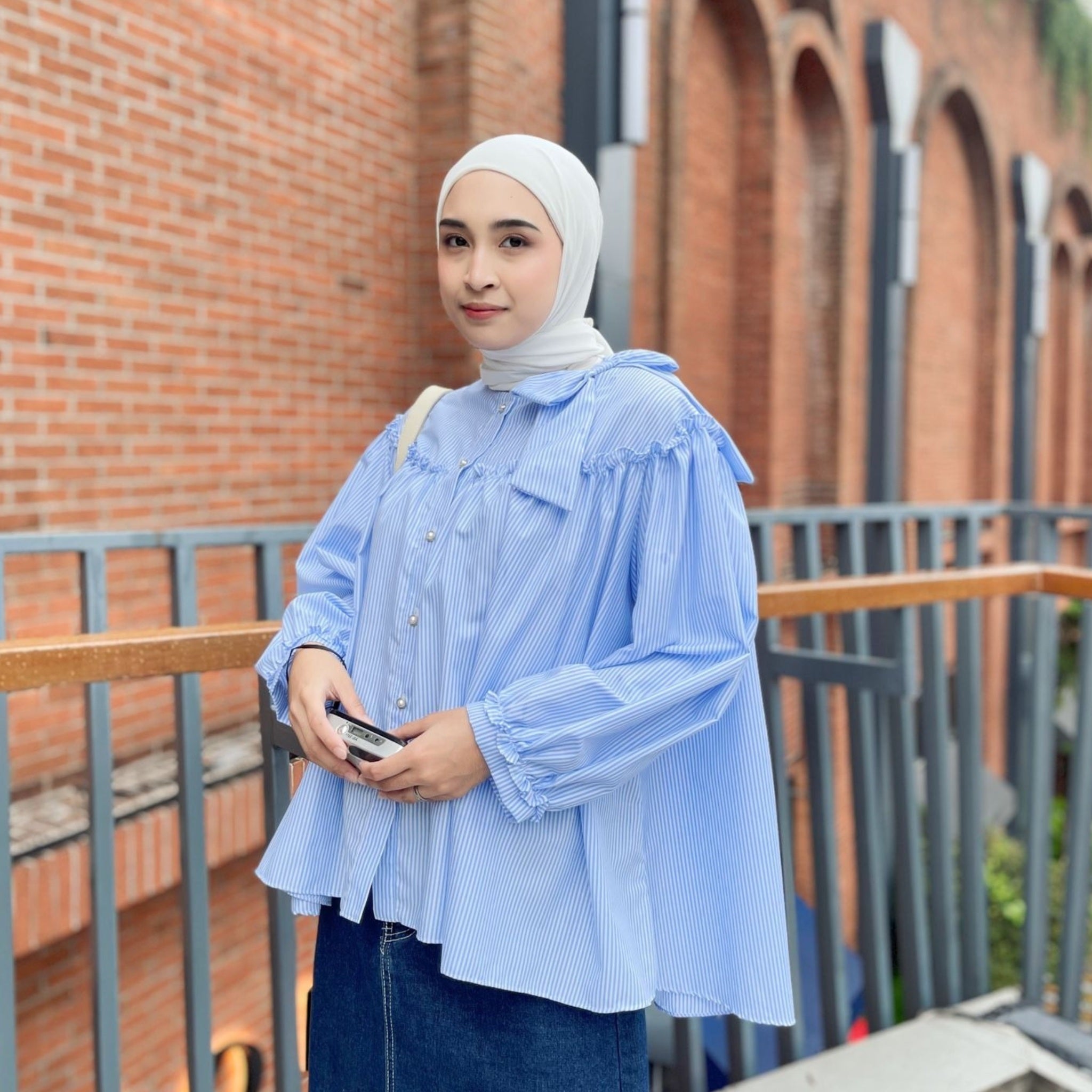 Eclemix Top Tartha | Atasan Wanita Kemeja Motif Stripes Pita Bowtie