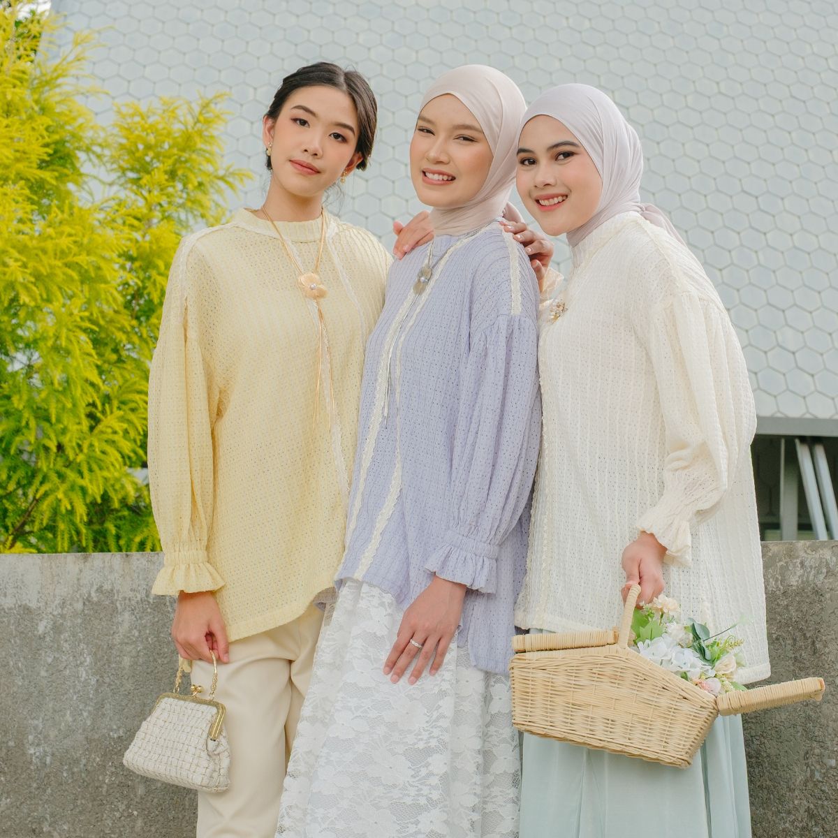 Image of Eclemix Atasan Wanita Aksen Renda | Top Auree | Blouse Oversized Drop Shoulder