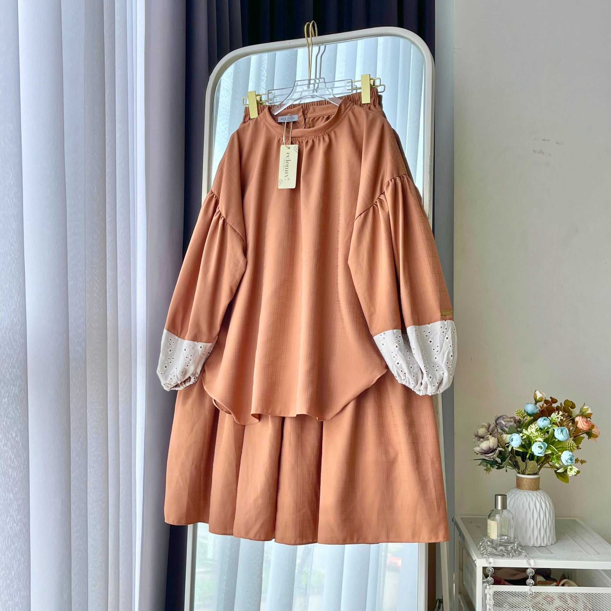 Eclemix One Set Arinda | Setelan Wanita Polos | Rok Rampel Susun A-Line | Blouse Polos Mix Prada