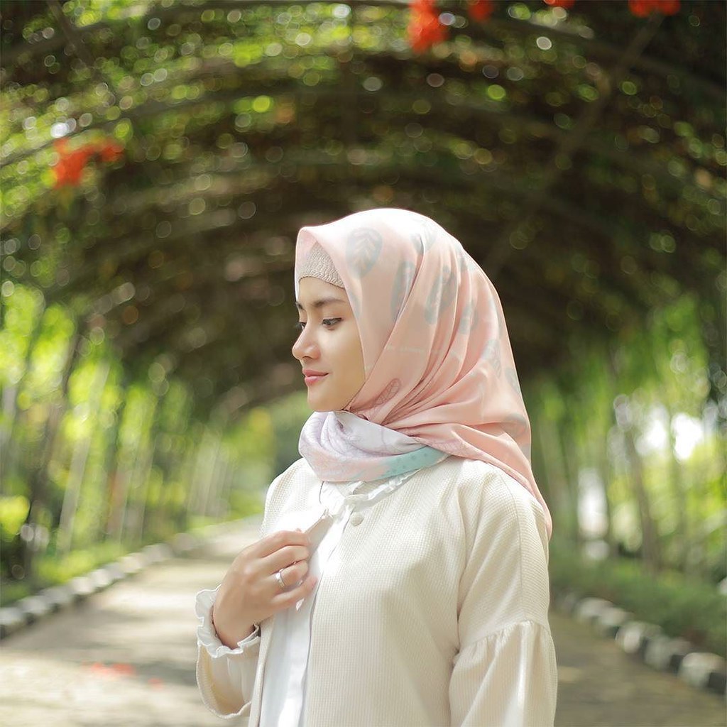 Eclemix Scarf Semesta Collection | Hijab Voal Premium Segi Empat Printing motif | Sqaure Voal scraves laser cut