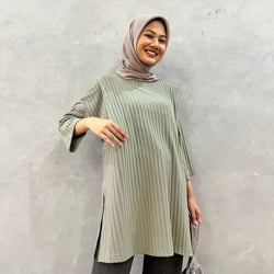 Image of Eclemix Top Parita Nursing | Atasan Wanita Kaos Basic Oversize Busui Friendly