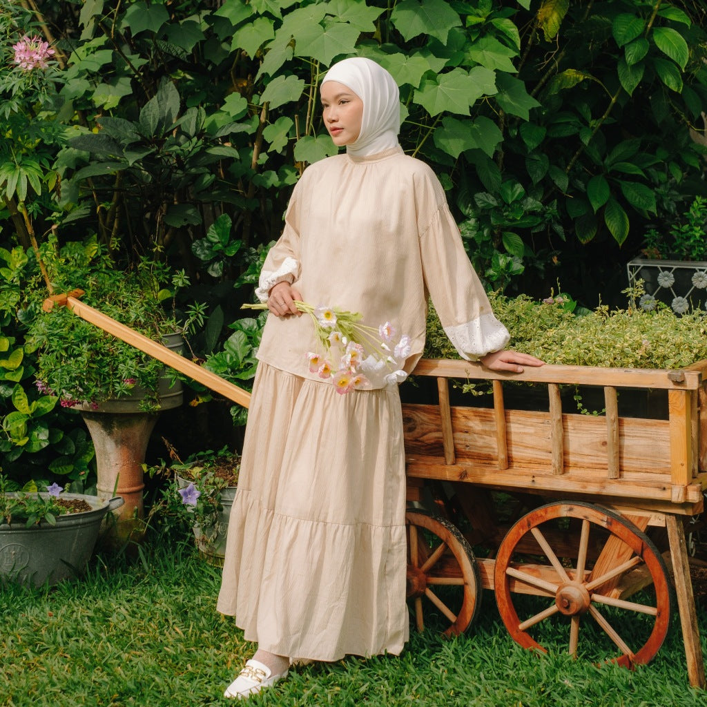 Eclemix One Set Arinda | Setelan Wanita Polos | Rok Rampel Susun A-Line | Blouse Polos Mix Prada