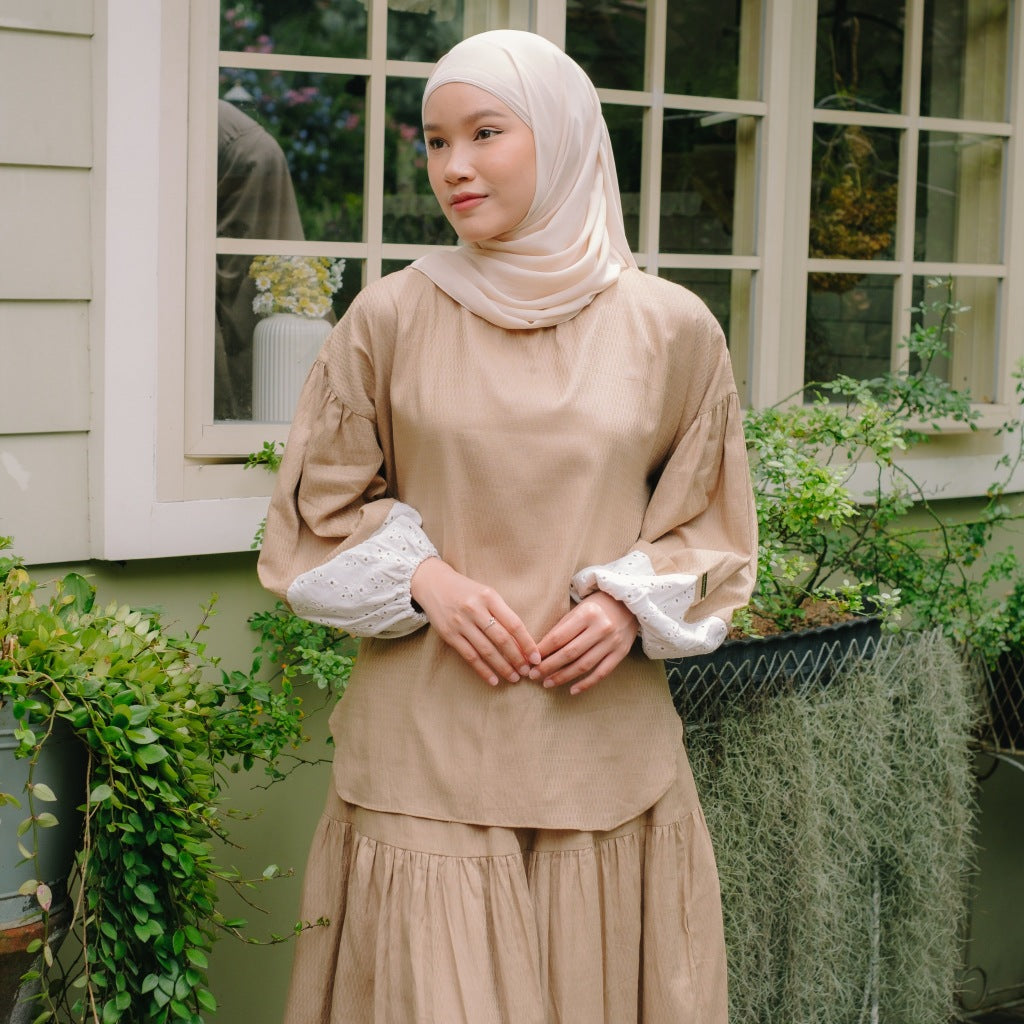 Image of Eclemix One Set Arinda | Setelan Wanita Polos | Rok Rampel Susun A-Line | Blouse Polos Mix Prada