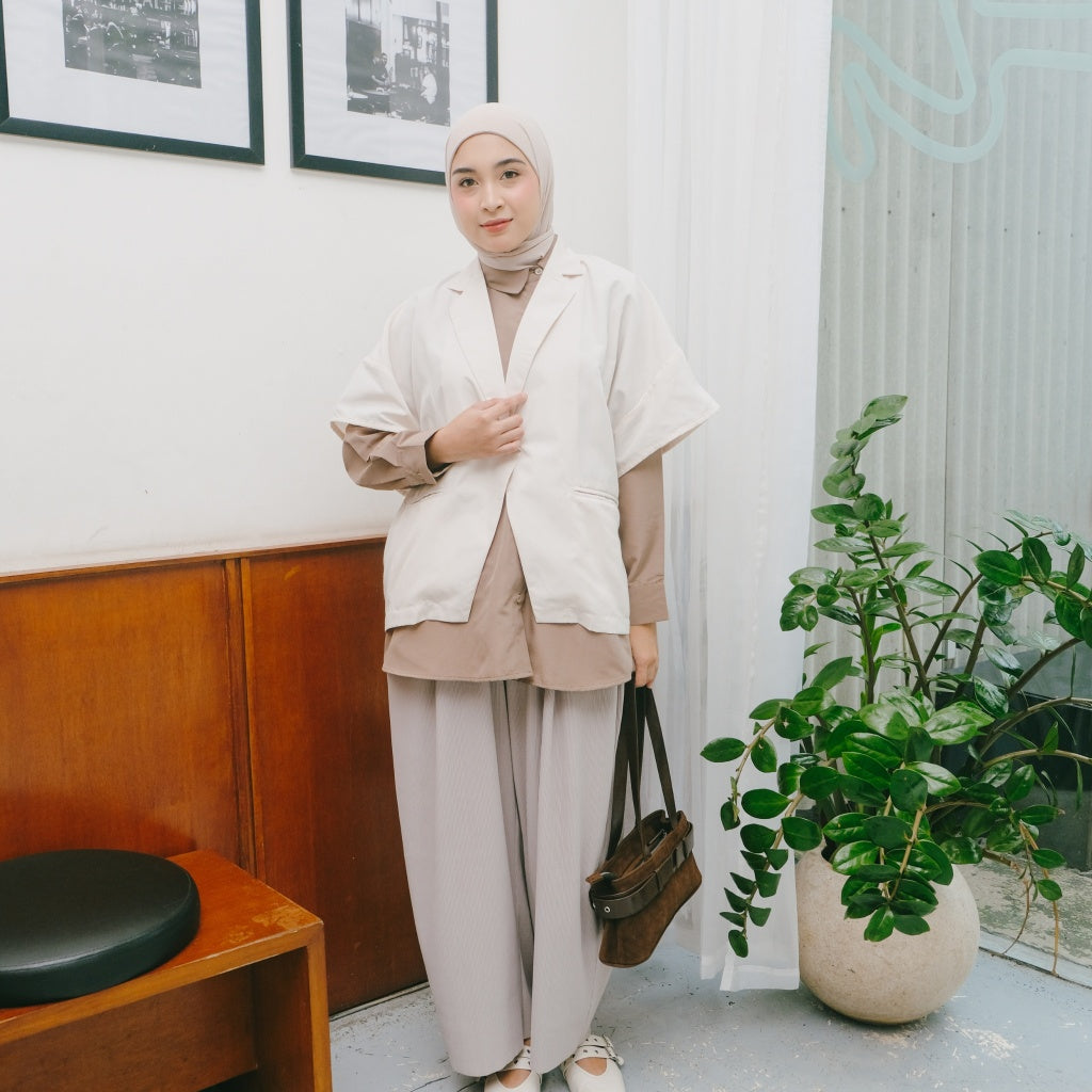 Image of Eclemix Outer Kaia | Atasan Wanita Outer Polos