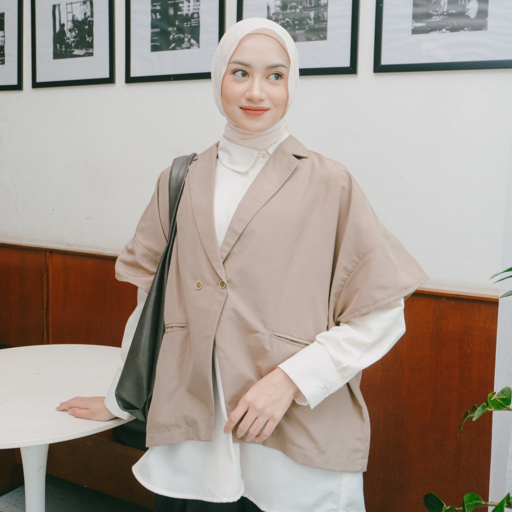 Image of Eclemix Outer Kaia | Atasan Wanita Outer Polos