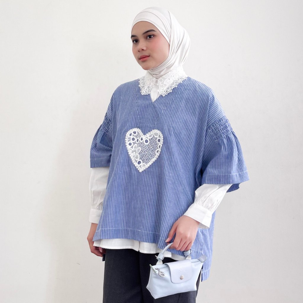 Image of Eclemix Top Hirara Stripe Outer Love