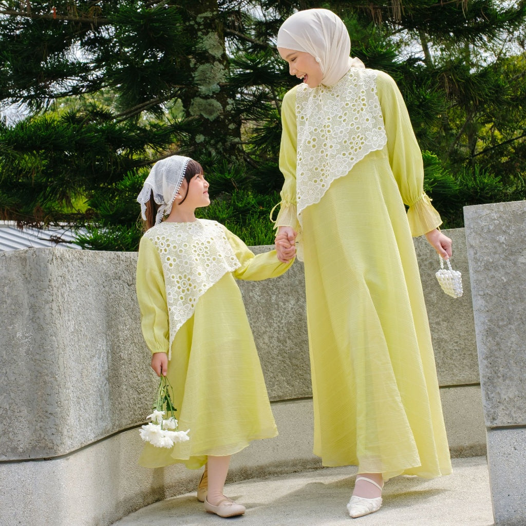 Image of Eclemix Dress Kids Calee | Gamis Anak Perempuan A-Line Broderie Floral | Raya Collection