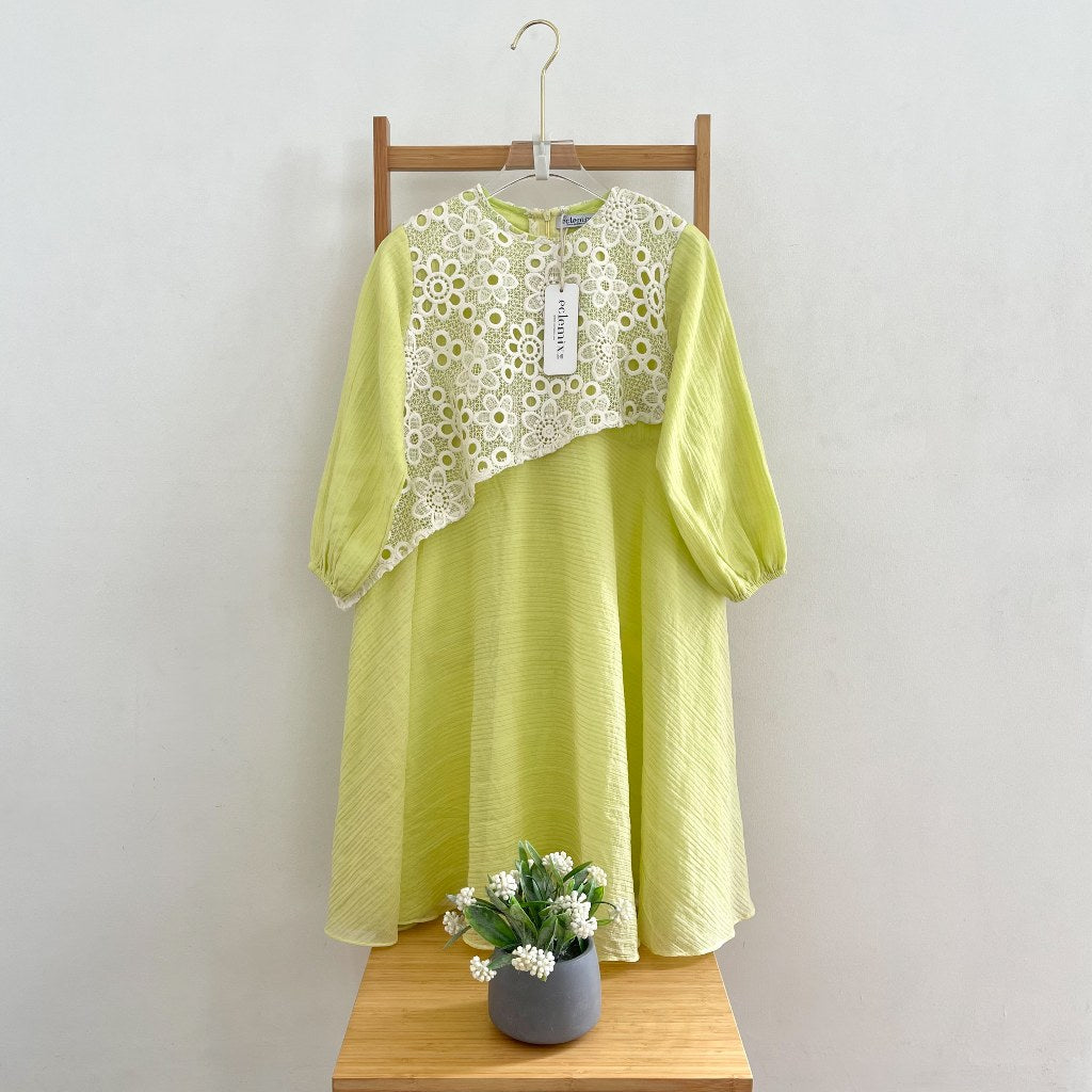 Image of Eclemix Dress Kids Calee | Gamis Anak Perempuan A-Line Broderie Floral | Raya Collection