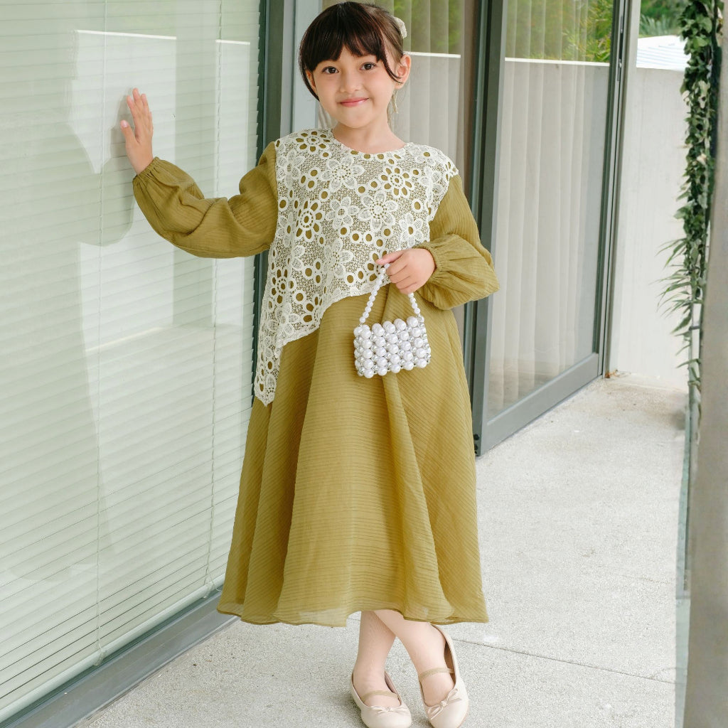 Image of Eclemix Dress Kids Calee | Gamis Anak Perempuan A-Line Broderie Floral | Raya Collection