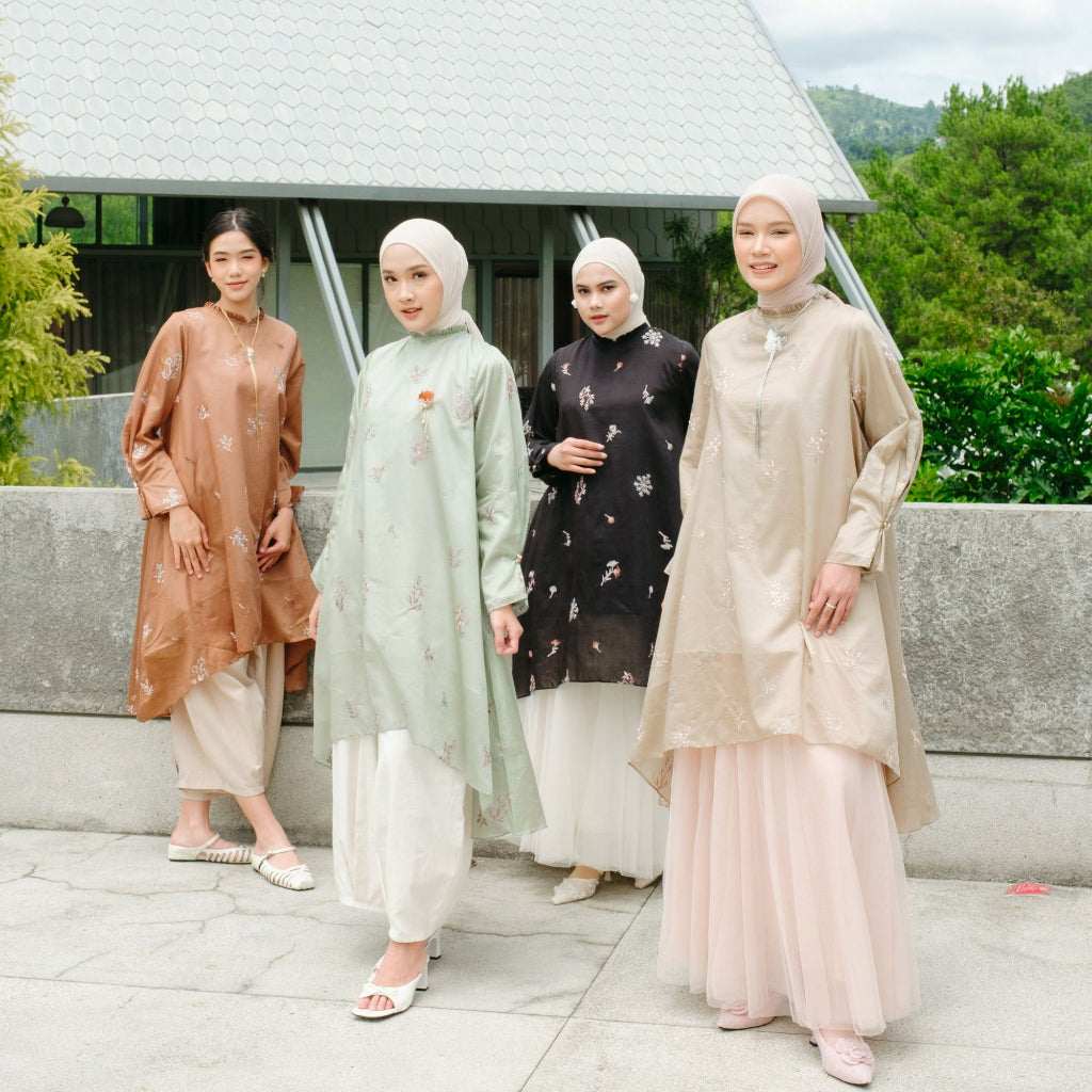 Image of Eclemix Tunic Rayyu | Atasan Wanita Motif Flower | Raya Collection