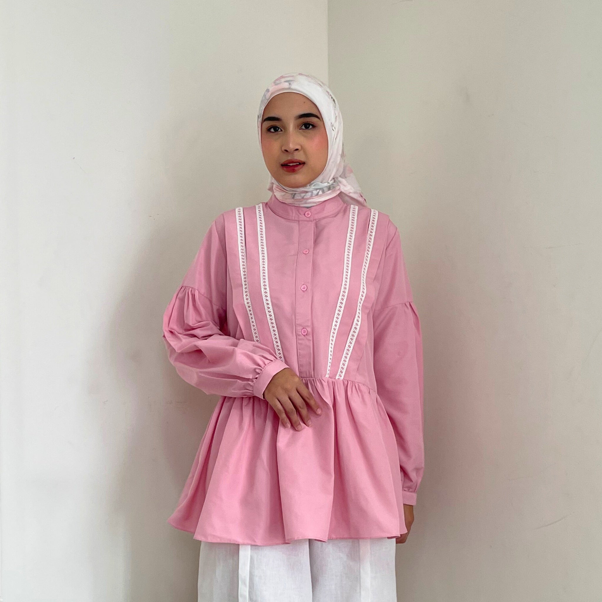 Image of Eclemix Top Lumna | Atasan Wanita Blouse Polos Renda Daily