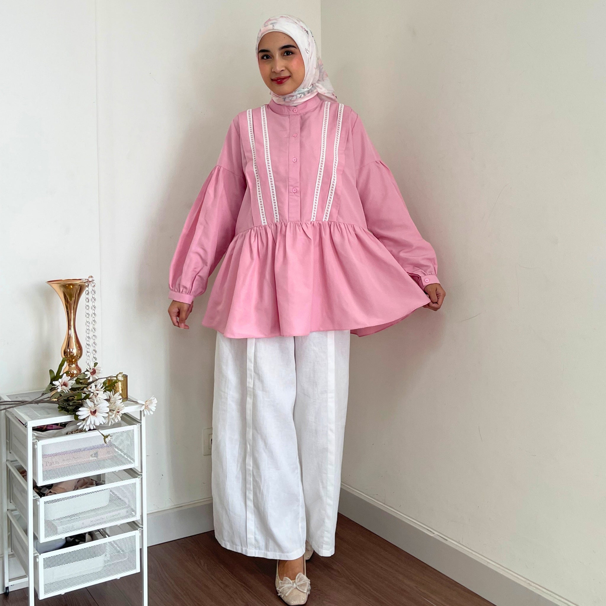 Eclemix Top Lumna | Atasan Wanita Blouse Polos Renda Daily