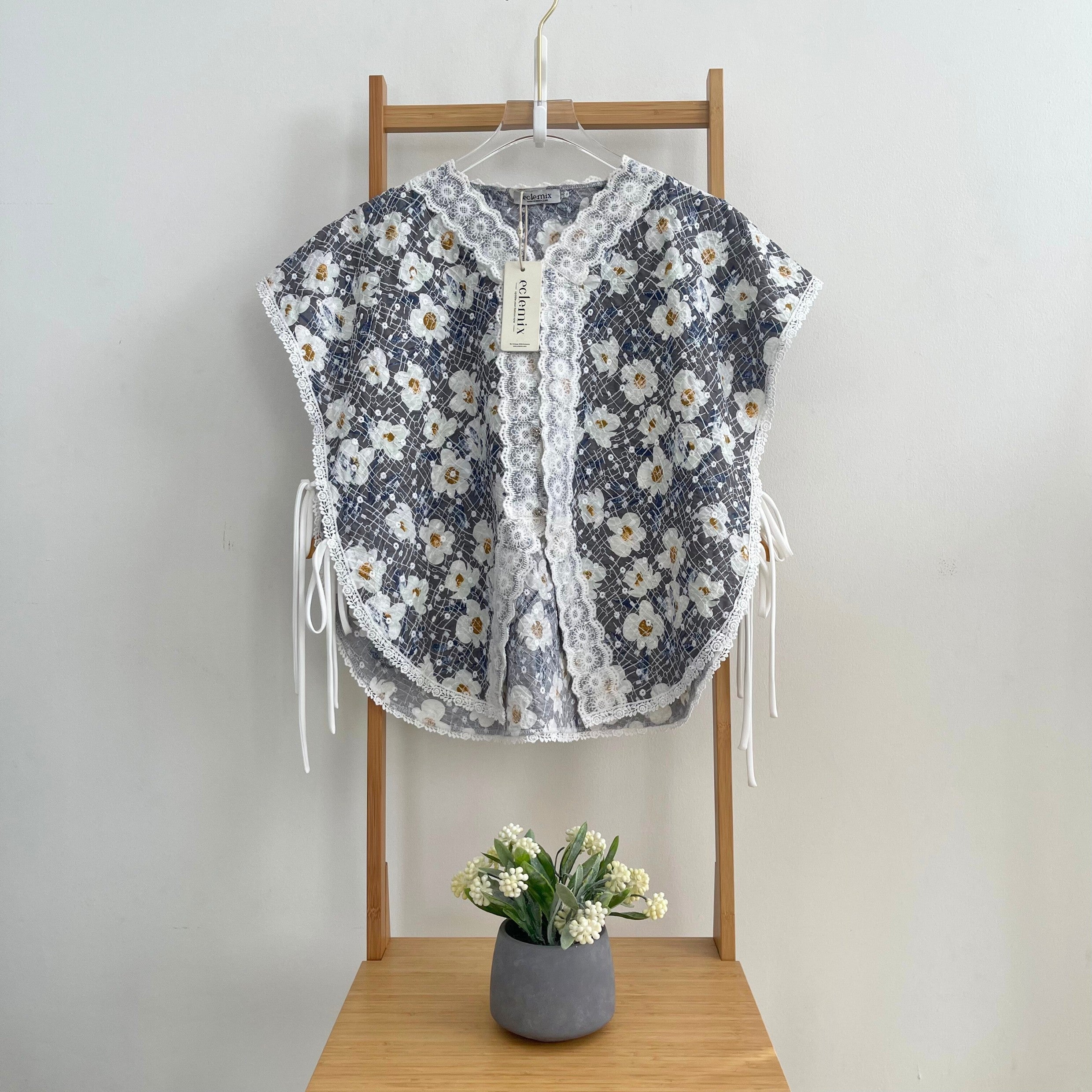 Eclemix Outer Maurin | Vest Brokat Bunga | Outer Panjang Brukat Tanpa Lengan