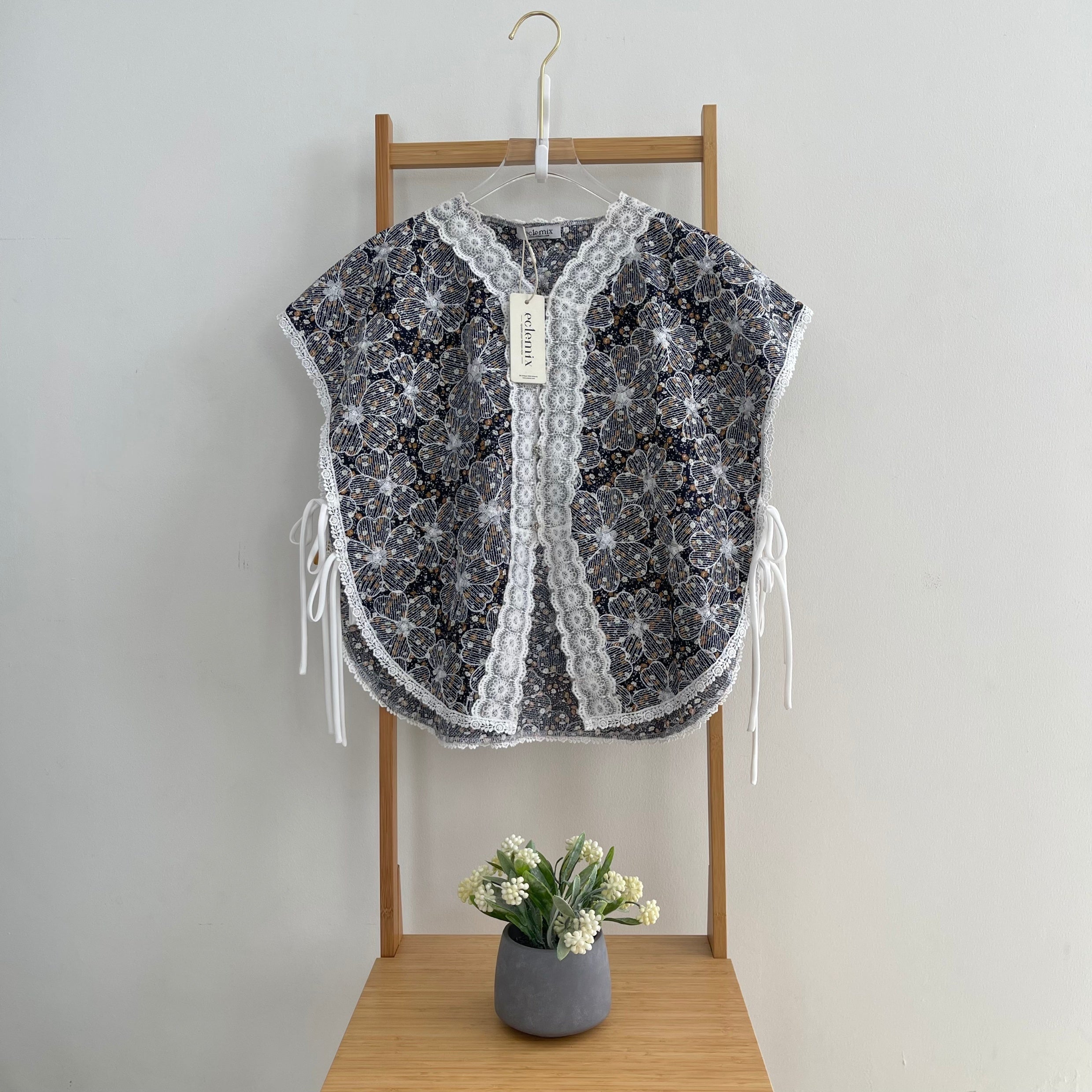 Eclemix Outer Maurin | Vest Brokat Bunga | Outer Panjang Brukat Tanpa Lengan