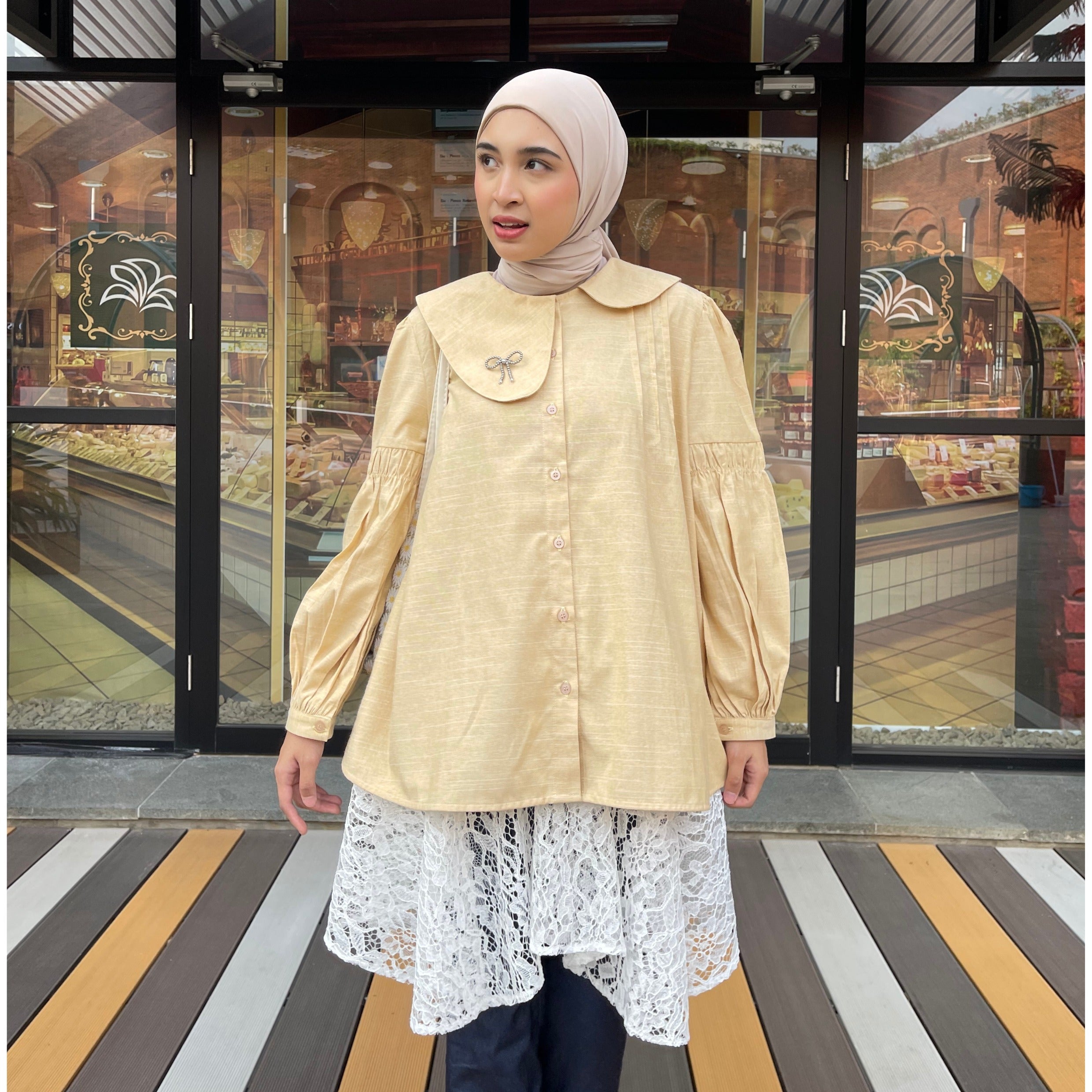 Eclemix Top Naomi | Atasan Wanita Blouse Polos Kerah Peterpan