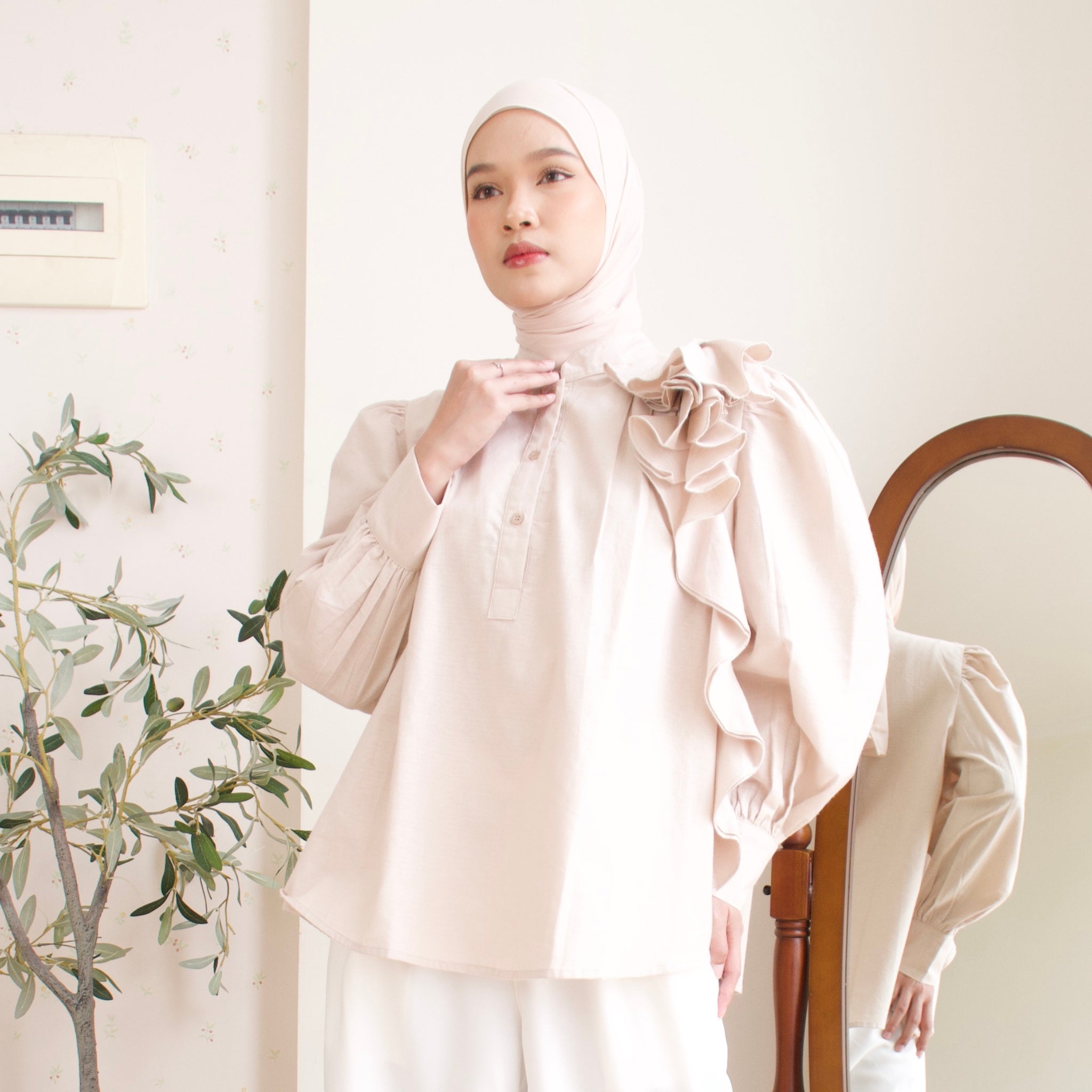 Image of Eclemix Top Nara | Atasan Wanita Blouse Polos Ruffle
