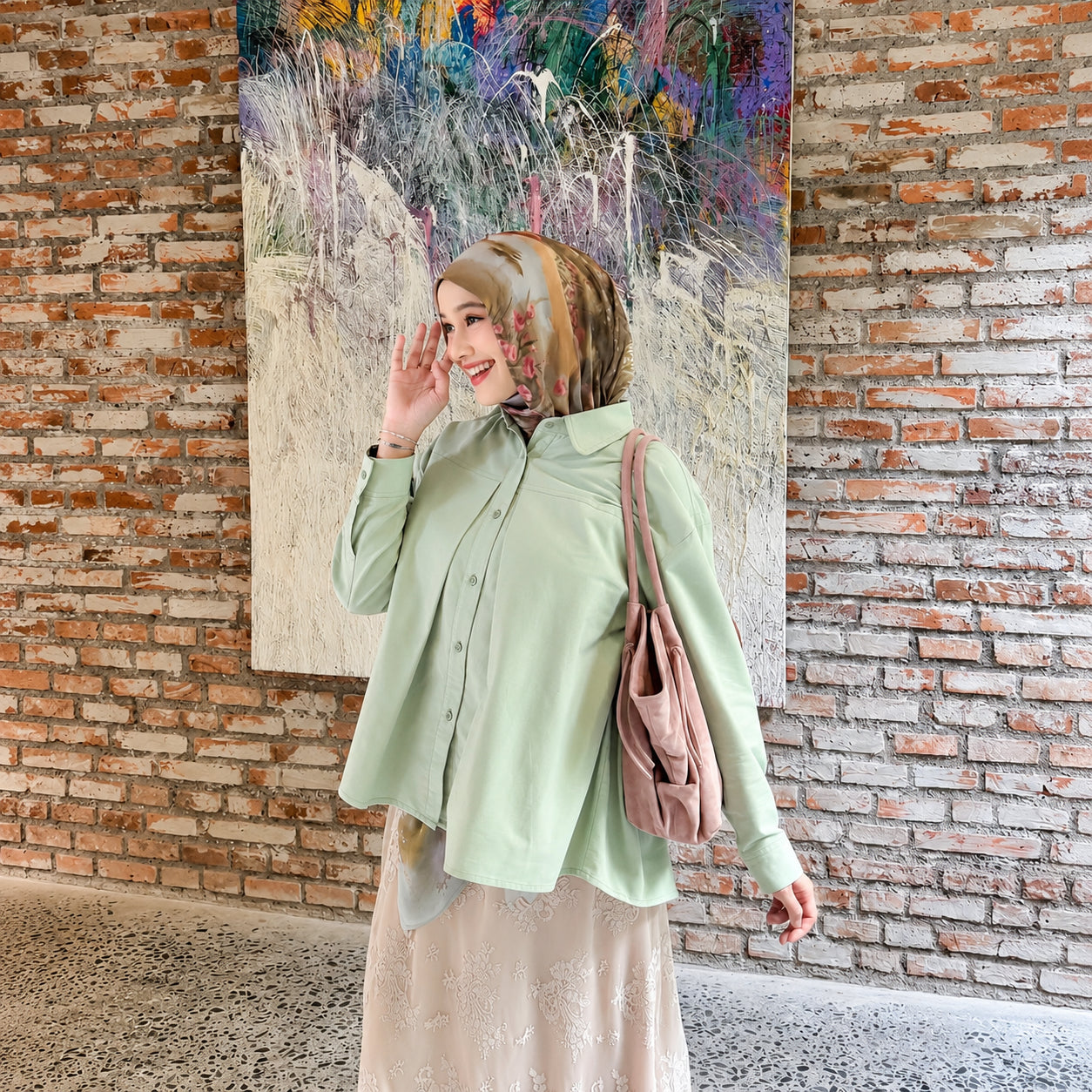 Image of Eclemix Noona Top kemeja oversized tampak samping
