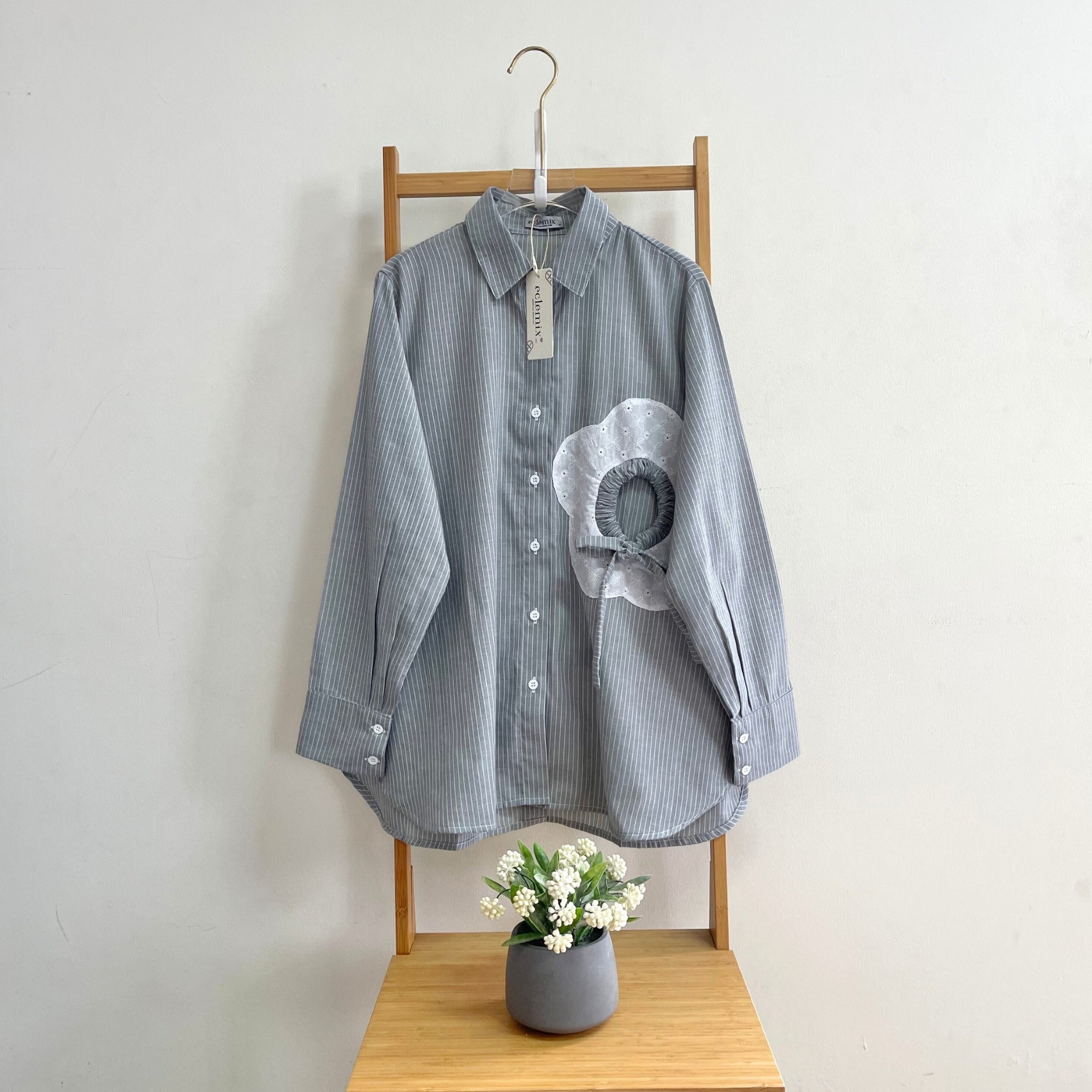 Eclemix Top Orio | Atasan Kemeja kerja stripes patch katun bordir bunga | Smart Casual