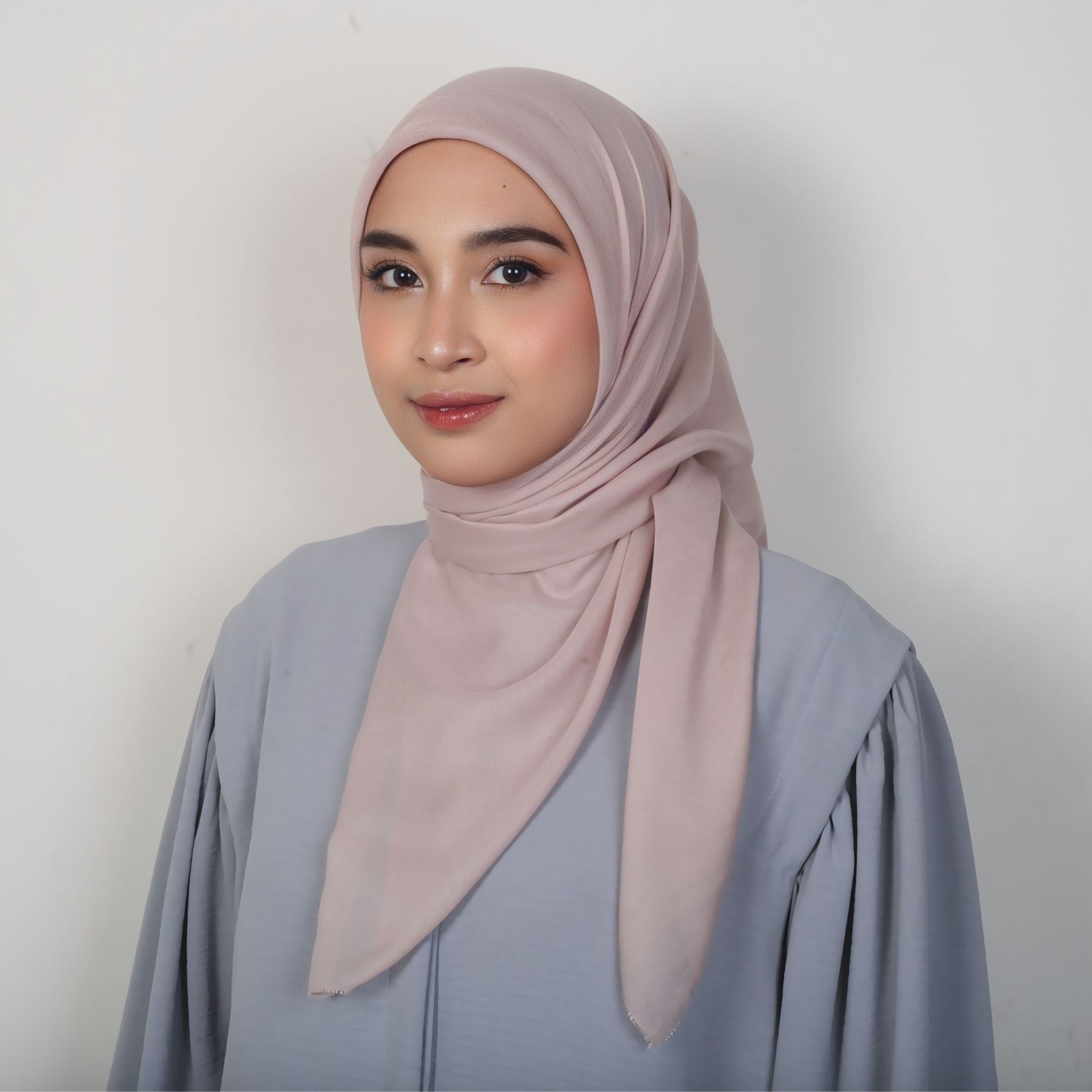 Image of Eclemix Ara Plain Hijab | Hijab Polos Segiempat Paris Premium