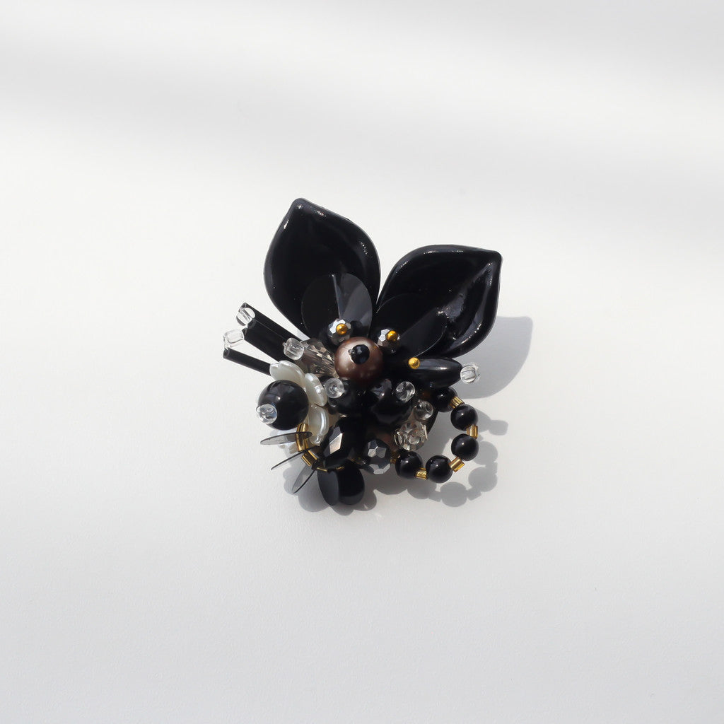 Eclemix Chrysant Flower Statement Brooch | Bros Bunga Premium