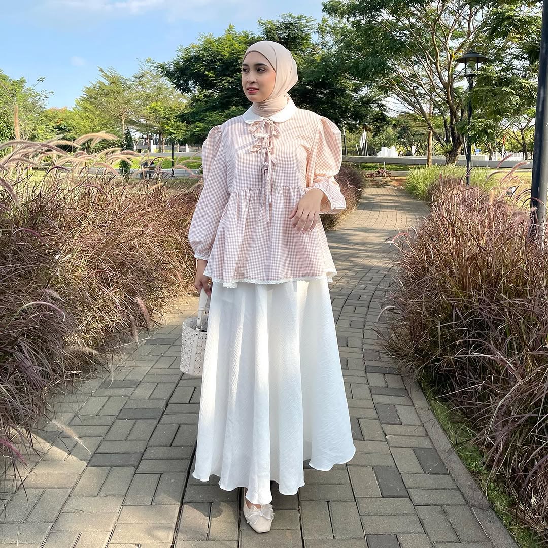 Eclemix Yumia Top | Atasan Wanita Blouse Pita Motif Kancing Depan